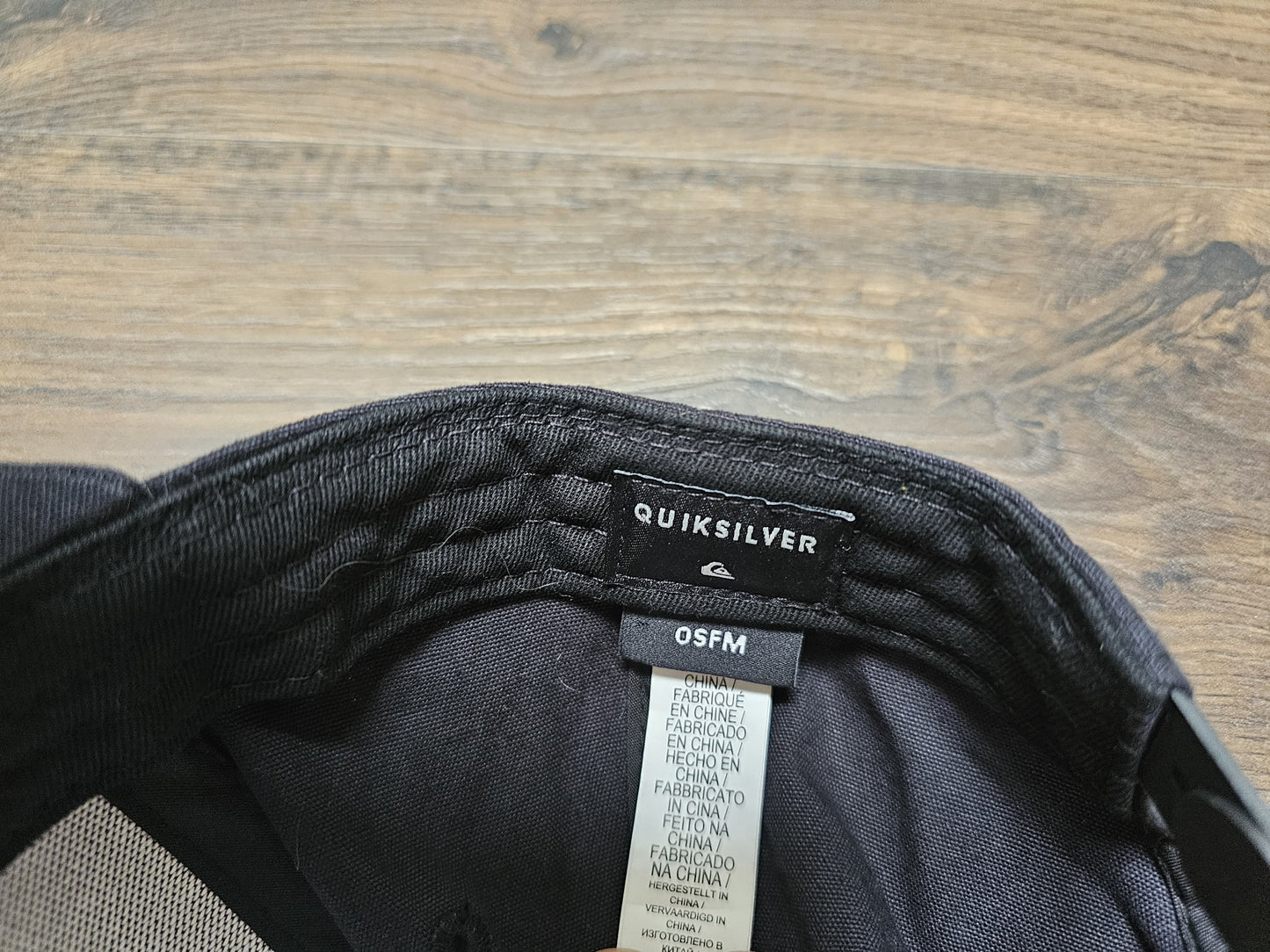 Quiksilver Unisex Black Embroidered Cap/Hat/Snap back - One Size/Adjustable