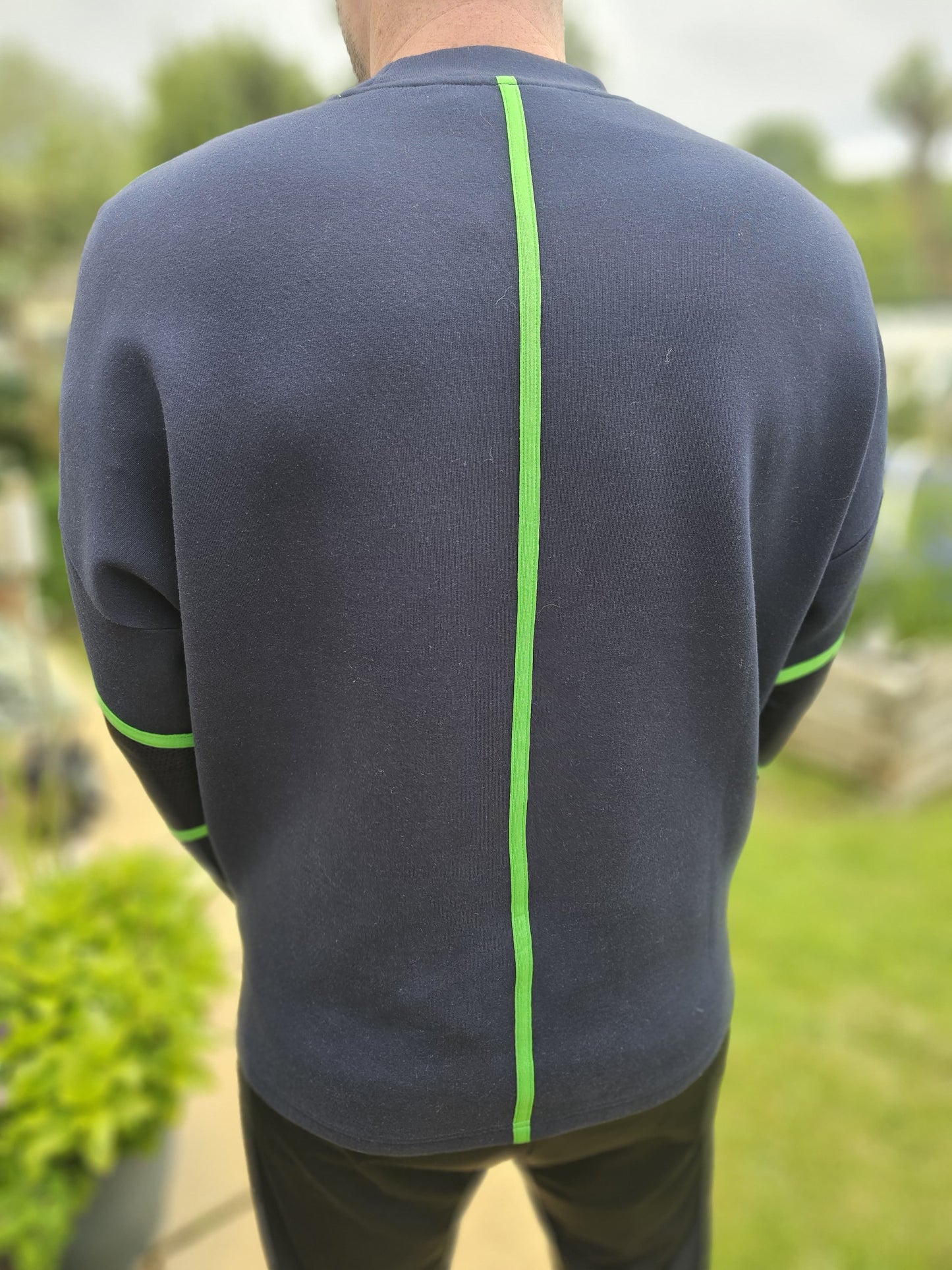 Armani Exchange Oversize Pullover Sweatshirt/Jumper Navy/Green - XL/Extra Large