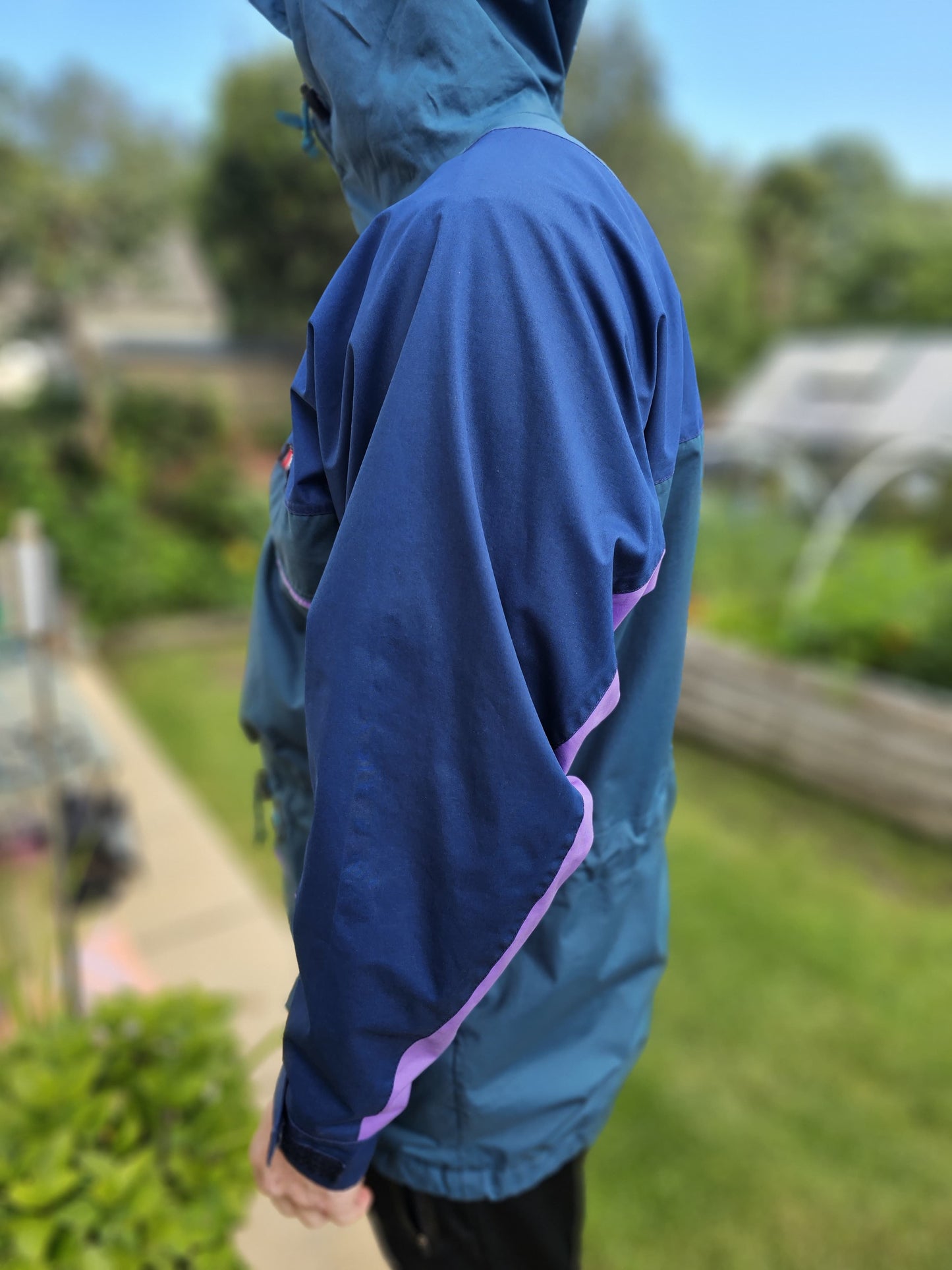 Vintage 90's Berghaus Aqua Foil Full Zip Hooded Casual/Outdoor Jacket/Coat - M/Medium