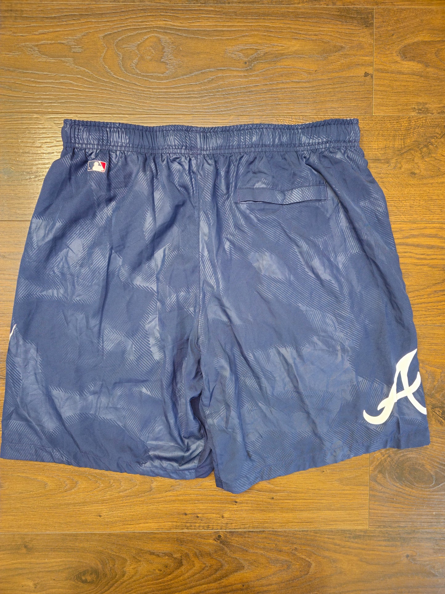Nike Dri-Fit Red/Navy Atlanta Braves Baseball Activewear Shorts - XL/Extra Large