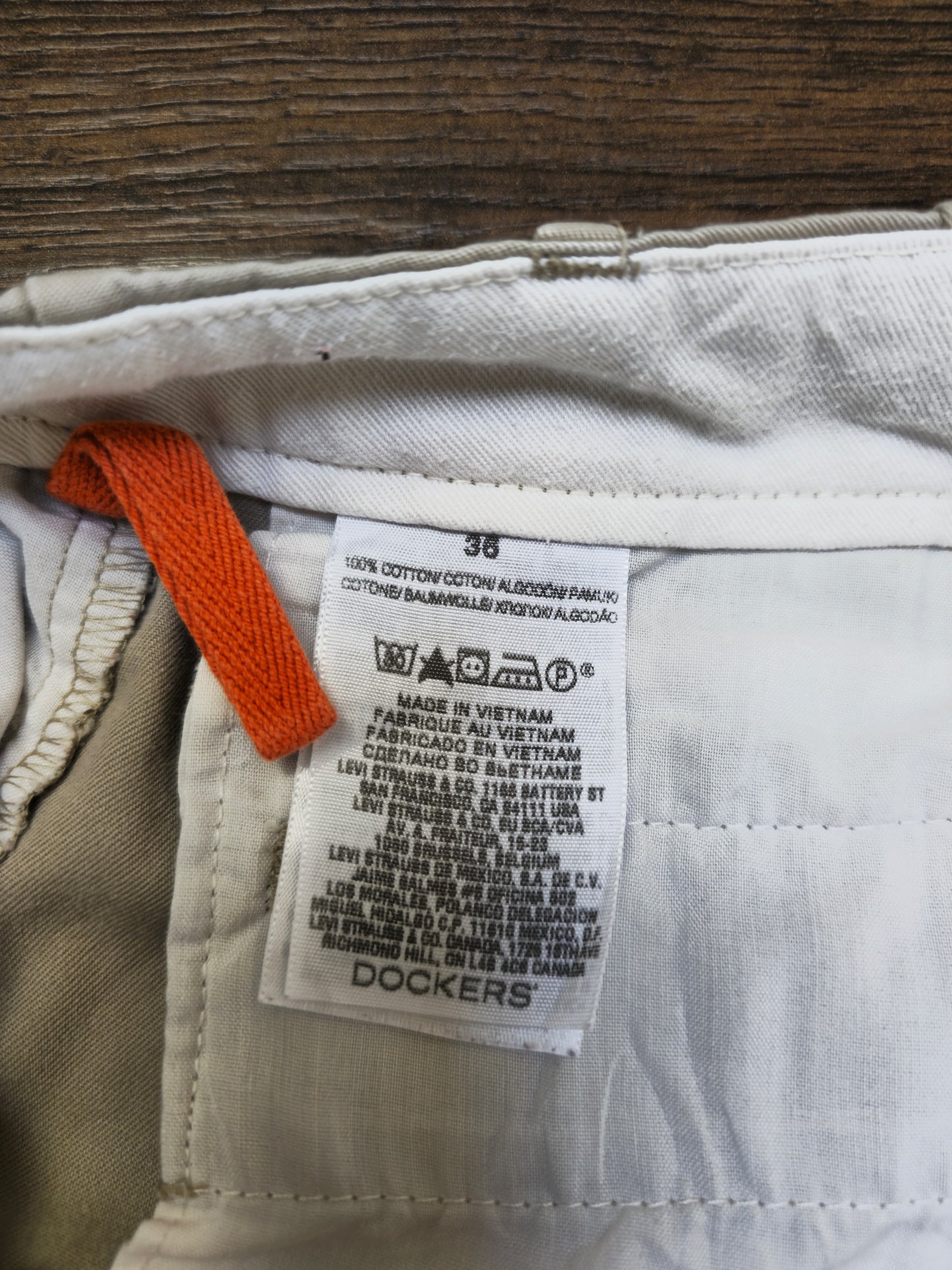 Men’s Beige Dockers Chino Shorts - W36/L9 – Smart Casual Cotton Summer Shorts