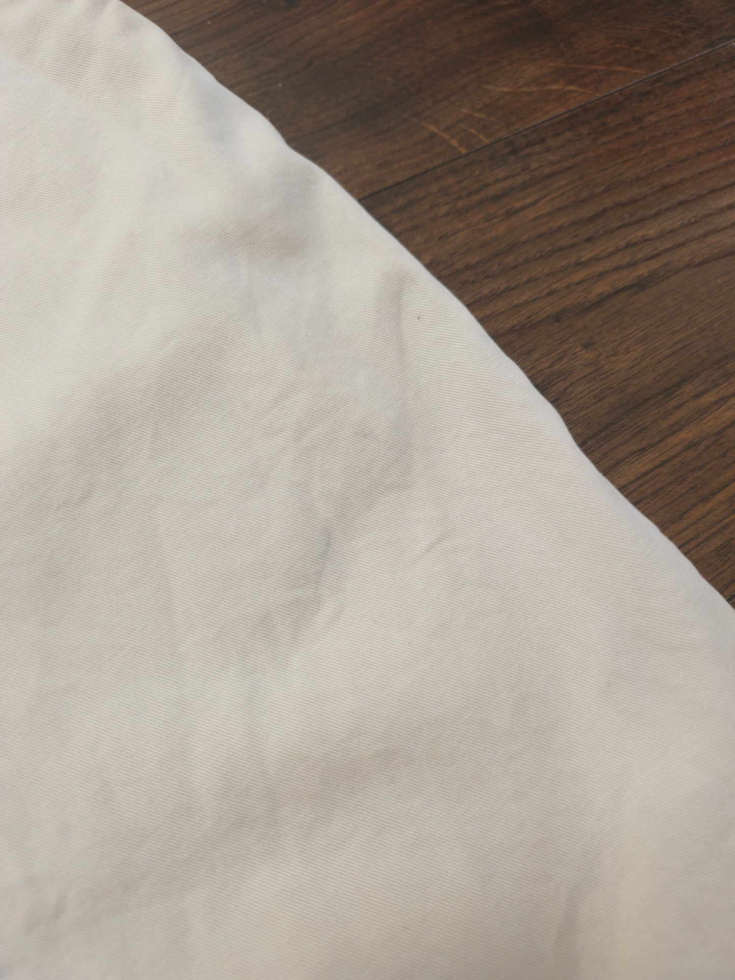 Men’s Cream Relaxed Fit Dockers Chino Shorts - W38