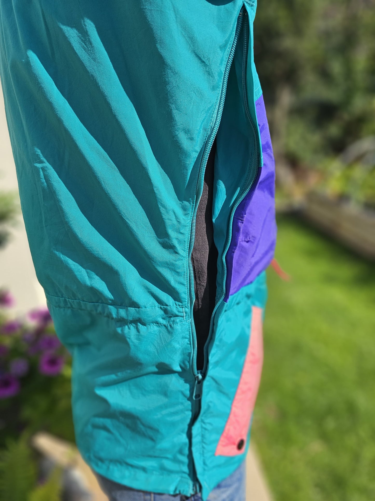 Rare 90's Vintage Columbia Windbreaker/Rain Coat/Jacket - M/Medium