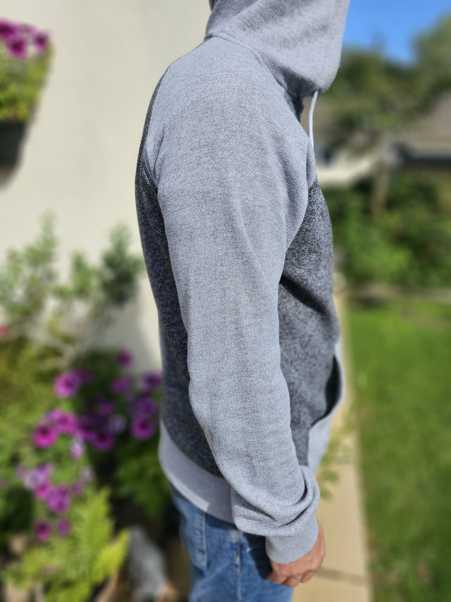 Billabong Embroidered Casual Two Tone Grey Pullover Hoodie - L/Large