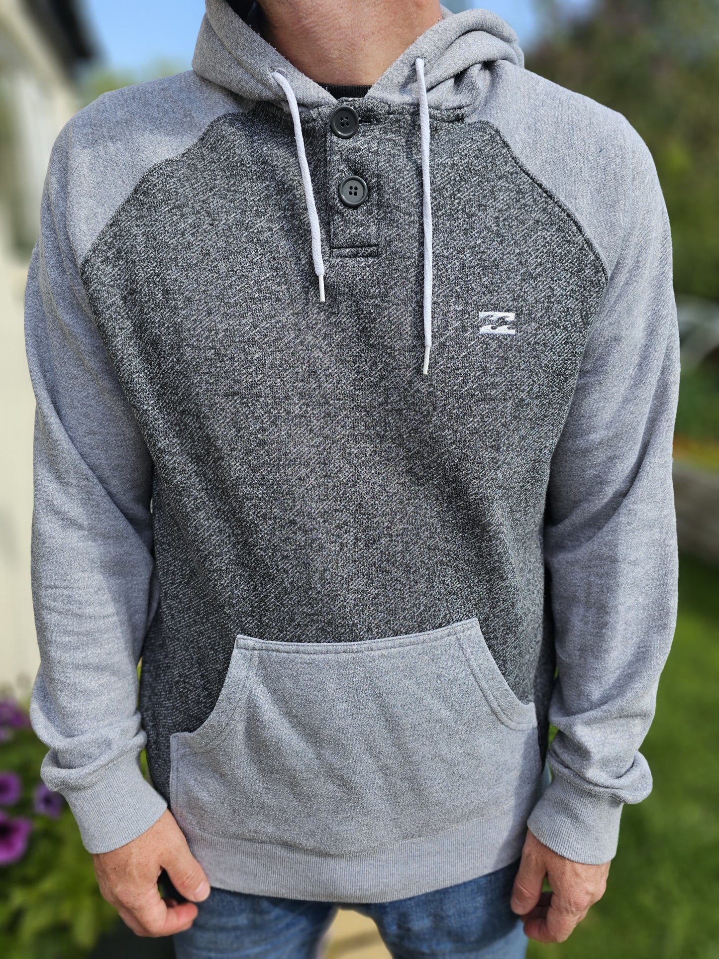Billabong Embroidered Casual Two Tone Grey Pullover Hoodie - L/Large
