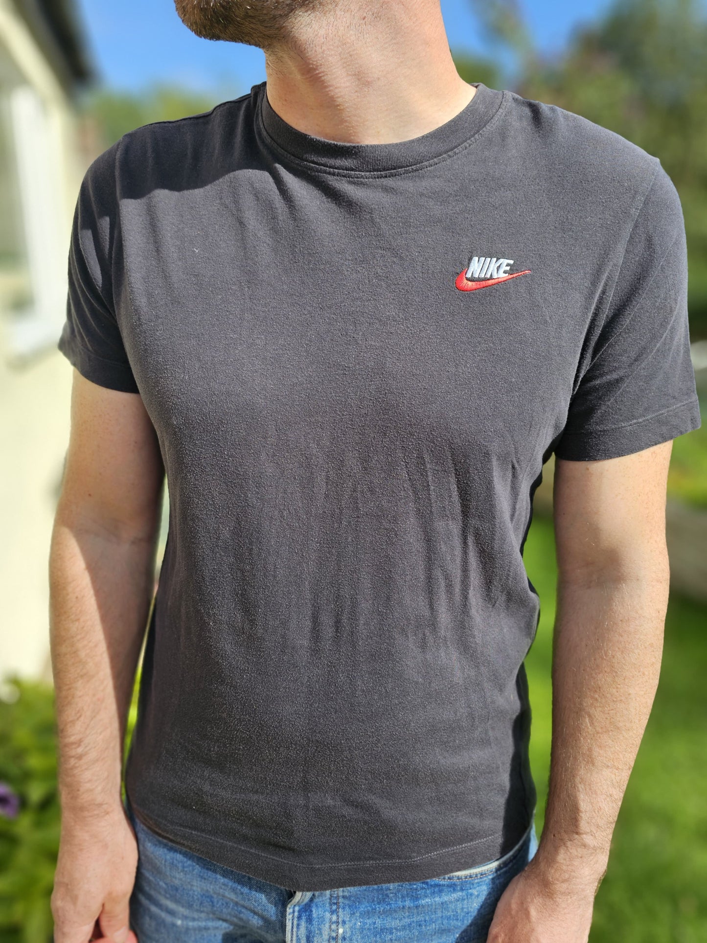 Mens Nike Embroidered Swoosh Short Sleeve T-Shirt - M/Medium