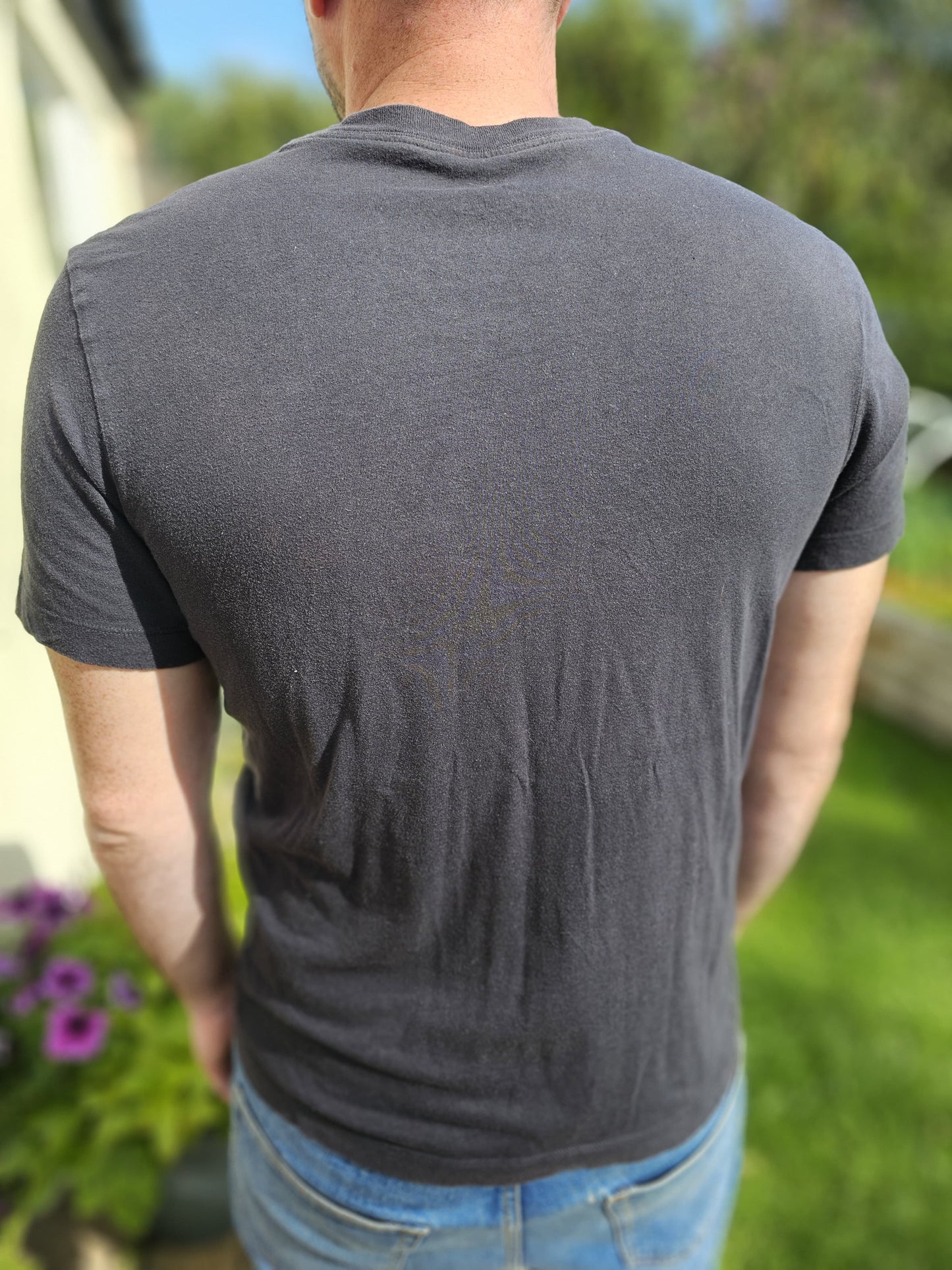 Mens Nike Embroidered Swoosh Short Sleeve T-Shirt - M/Medium