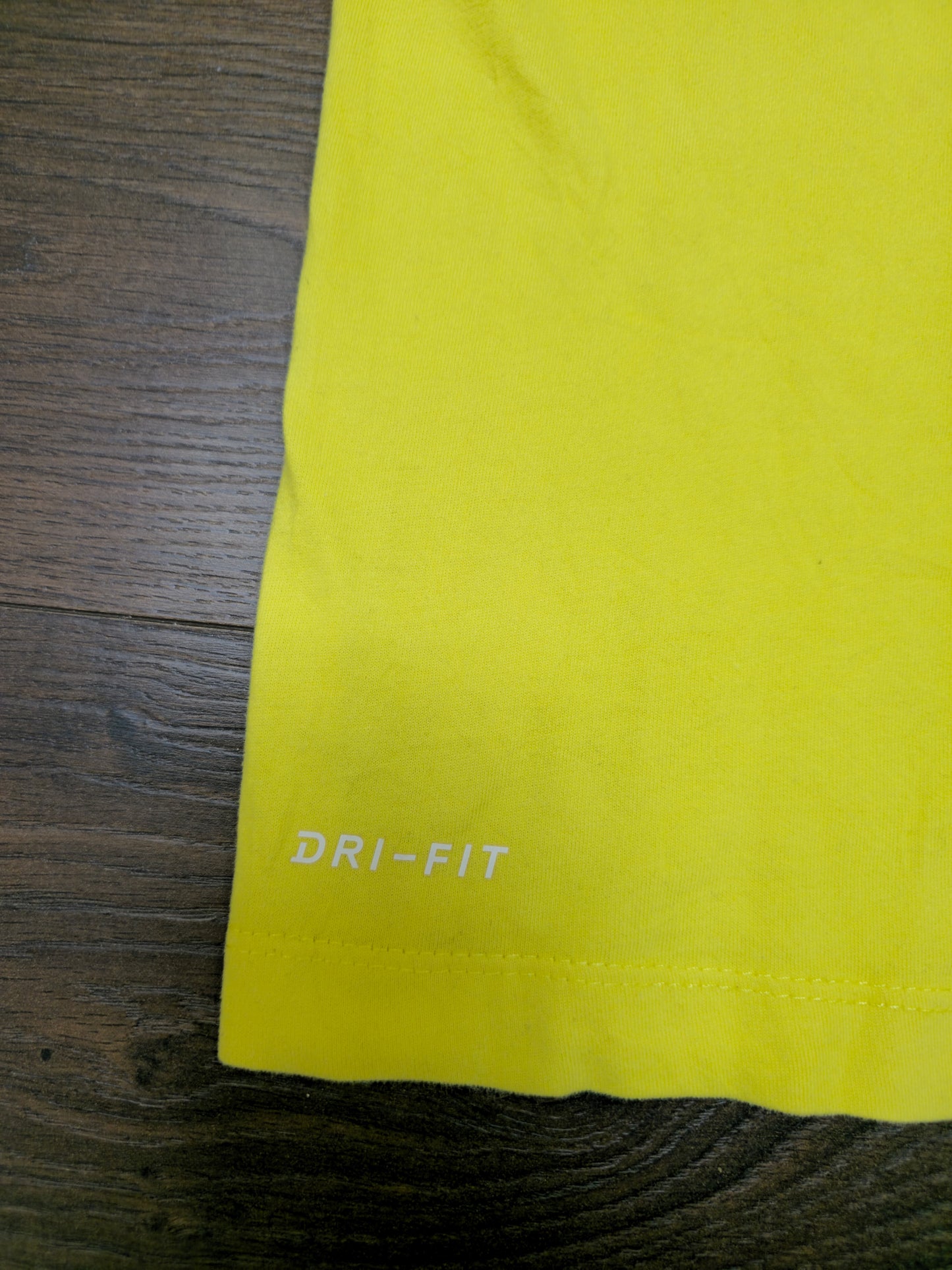 Mens Activewear Nike Summer Set T-Shirt Cap Shorts - M/Medium