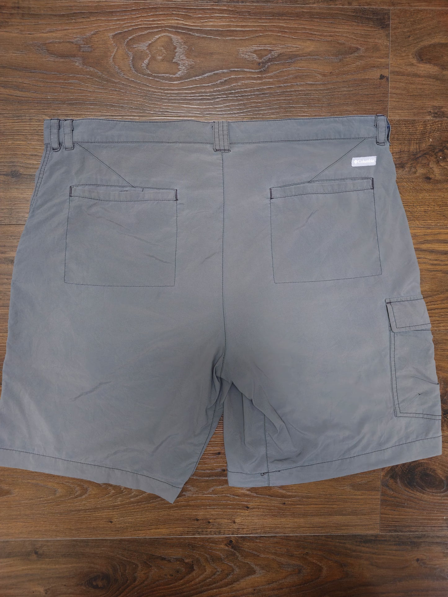 Columbia Omni-Shade Washed Grey Activewear Hiking Sports Cargos Shorts - W38/L9