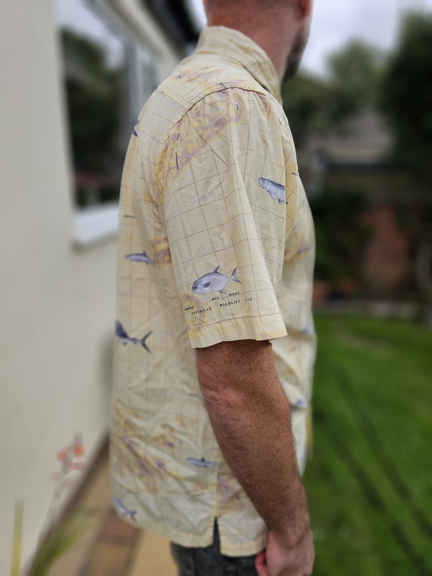 Vintage Columbia River Lodge Geographical Fishing Short Sleeve Shirt - M/Medium