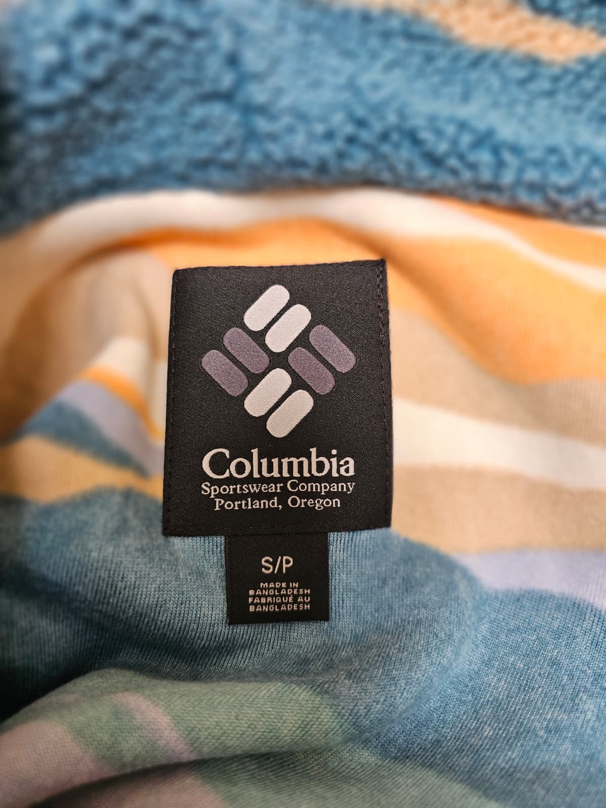 Columbia Snap Button Pullover Snap Button Pattern Fleece Jumper - NWT - Hike Walk Casual Layer
