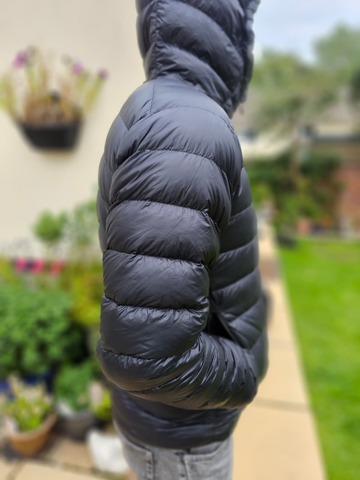Mens Montane Black Full Zip Packable Hooded Insulated Pertex Quantam Down Jacket - M/Medium