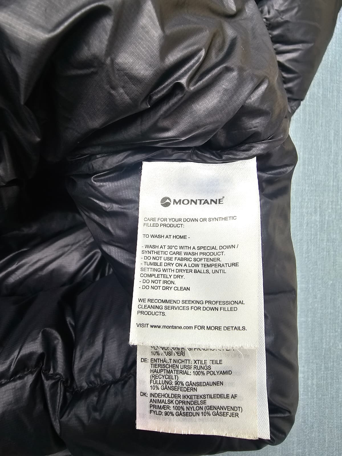 Mens Montane Black Full Zip Packable Hooded Insulated Pertex Quantam Down Jacket - M/Medium