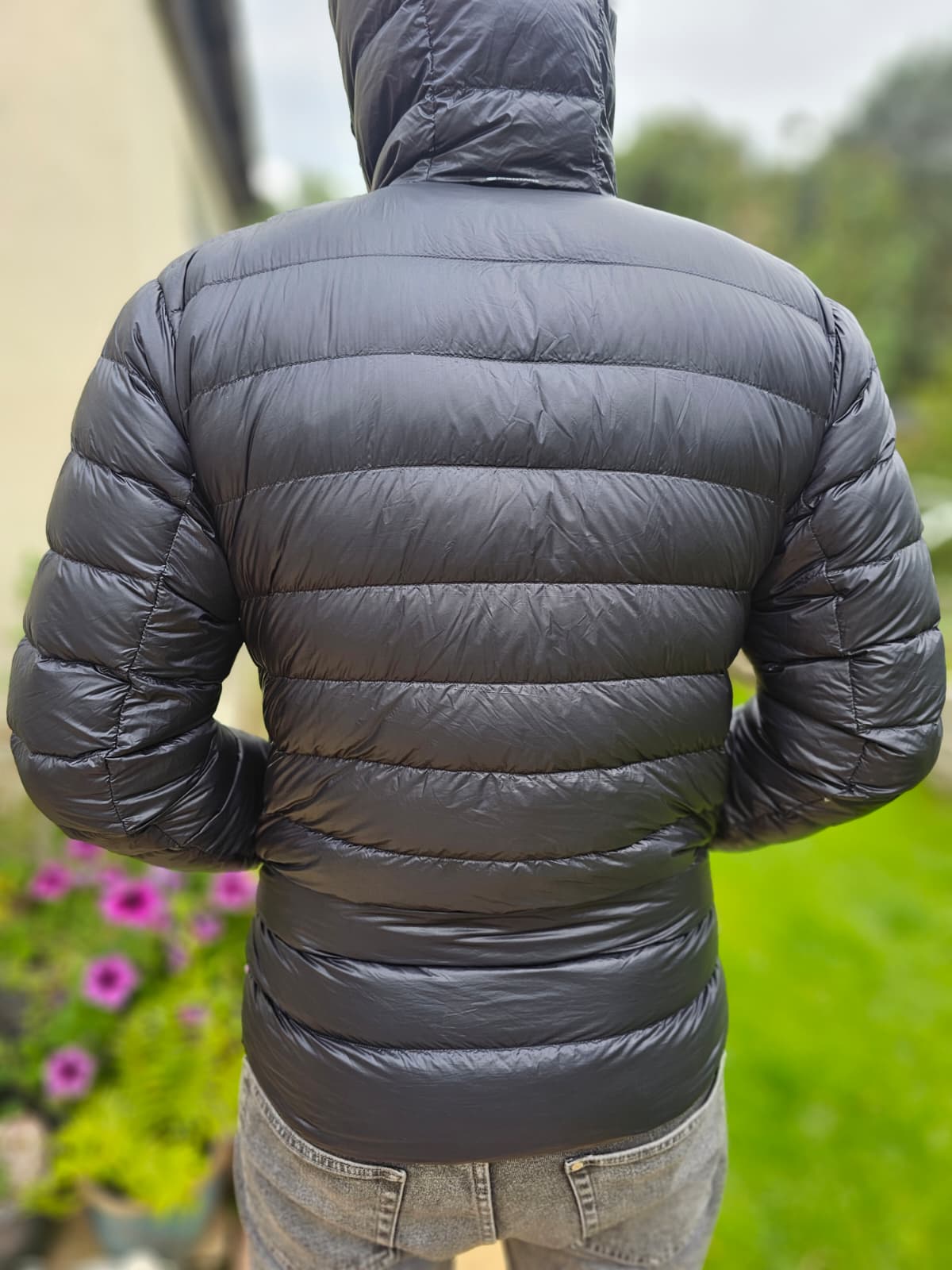 Mens Montane Black Full Zip Packable Hooded Insulated Pertex Quantam Down Jacket - M/Medium