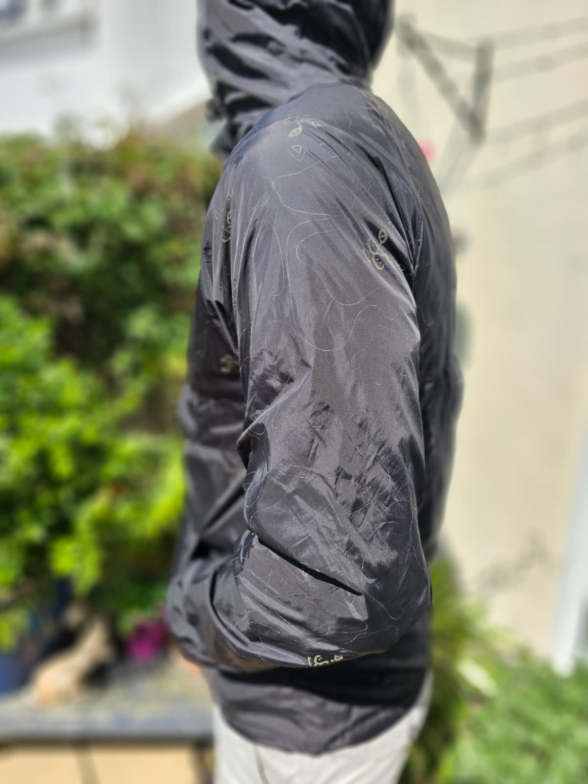 Ripndip Black Reflective 1/2 Zip Hooded Pullover Windbreaker Packable Jacket - M/Medium