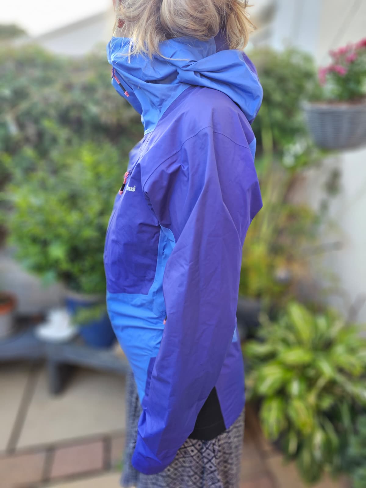 Berghaus Changtse Xtrem Activewear Full Zip Hooded Gore-Tex Technical Jacket - UK 10
