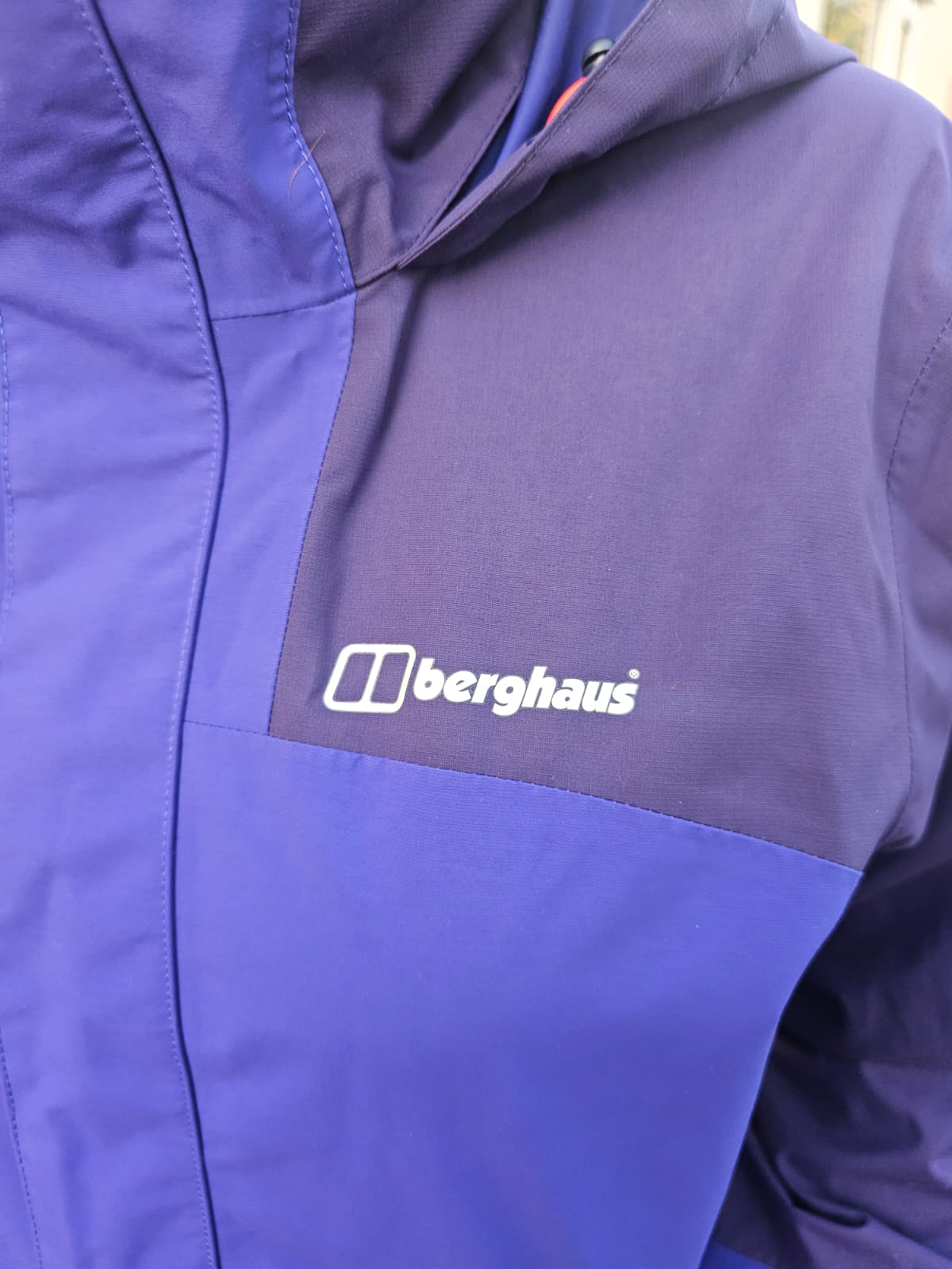 Berghaus Hydroshell Full Zip Hooded Waterproof Coat/Jacket - UK 12