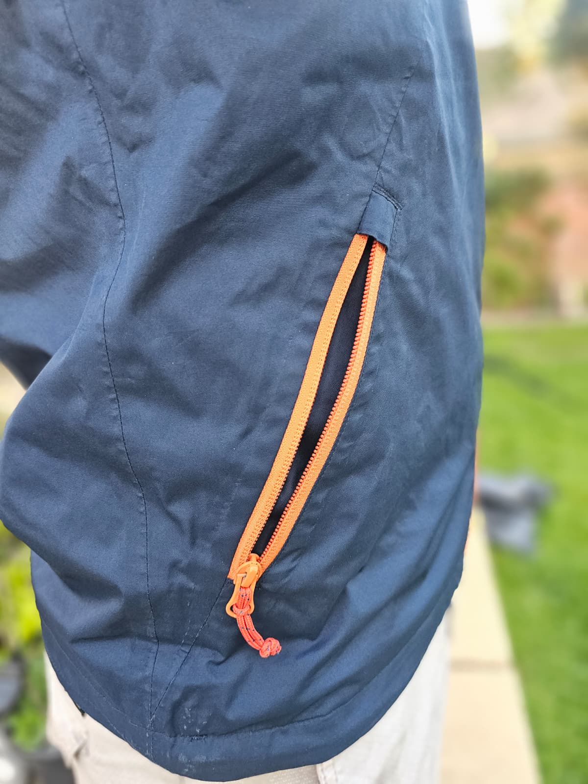 Columbia Full Zip Omni-Shield Hooded Jacket - M/Medium
