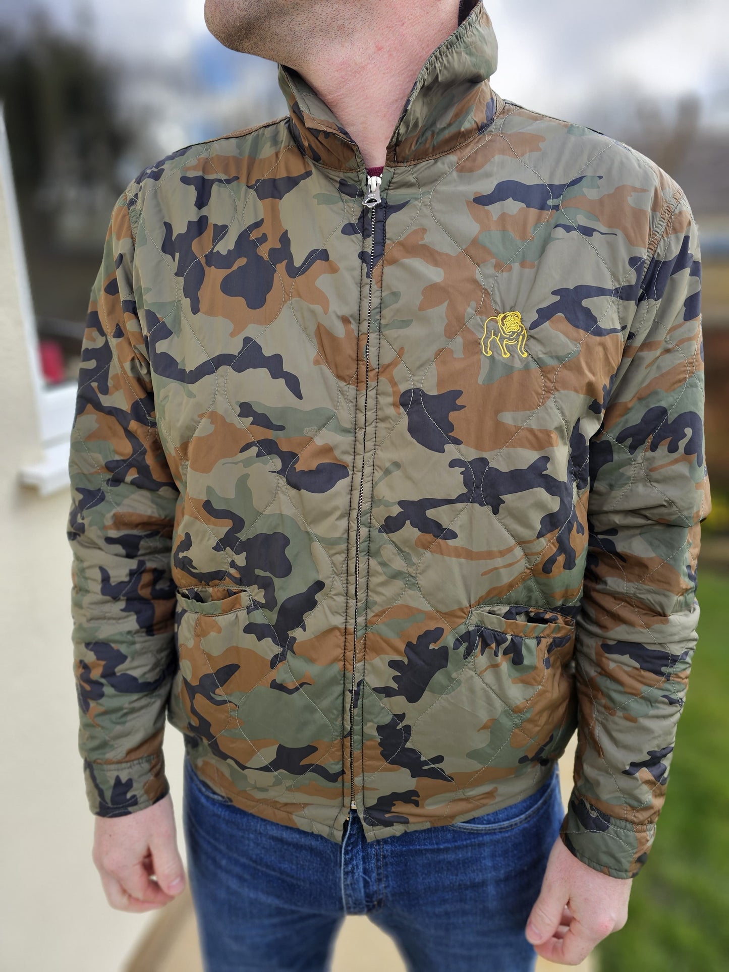 Awesome Obey Worldwide Camo Jacket Bull Dog Malt Whiskey Liquor Khaki - L/Large