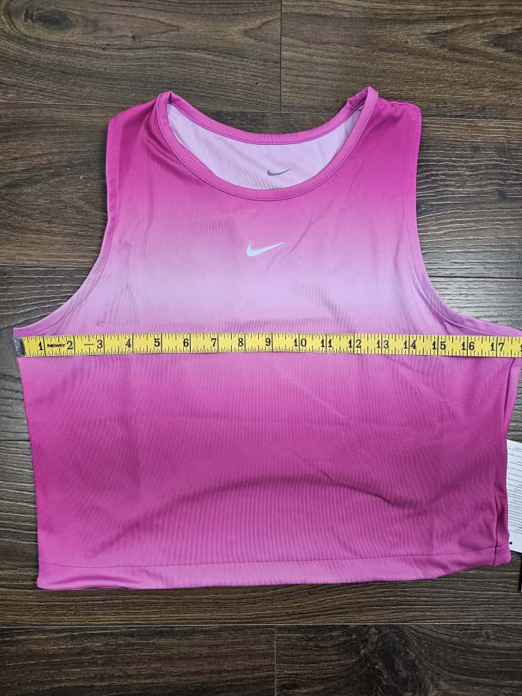 Nike Pro Training Womens Dri-Fit Activewear/Gym Bundle - Vest Tops And Booty Shorts - L/large