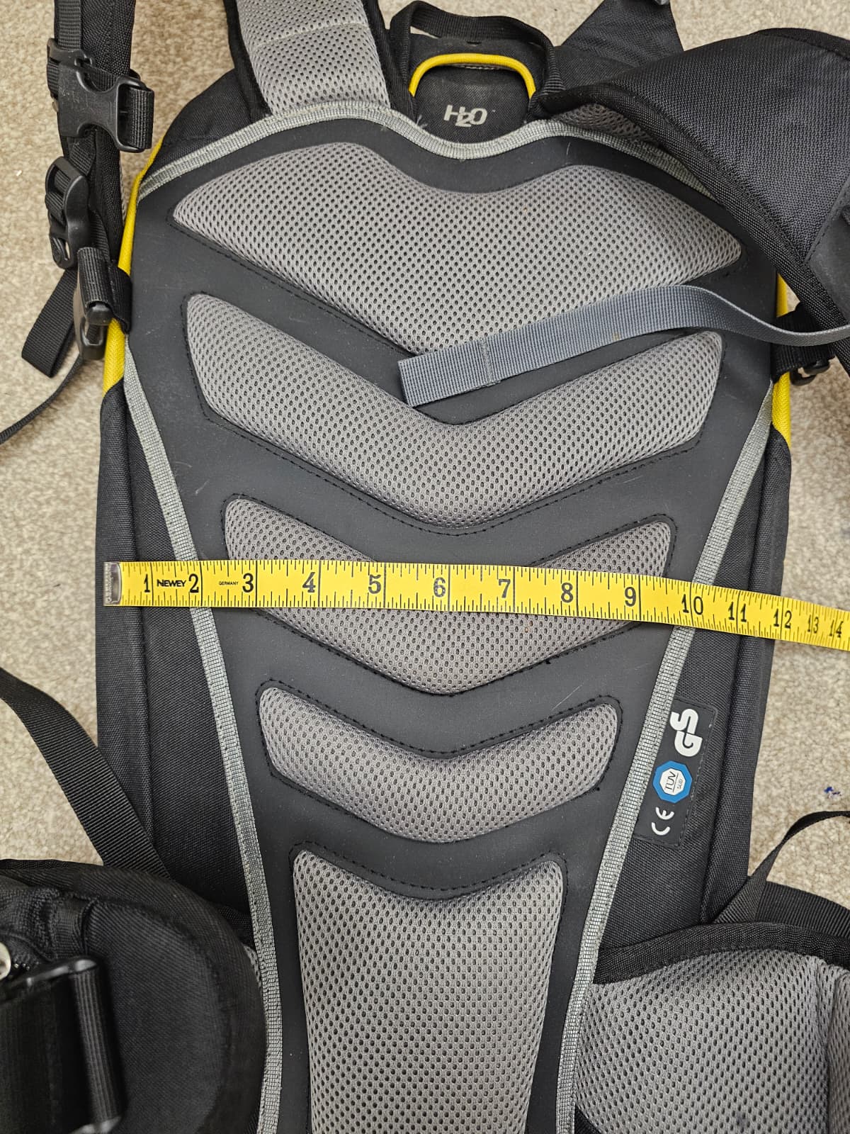 Deuter Razor 23 Back Protector H20 Ski/Snowboard Backpack/Rucksack - 23L - Unisex Skiing