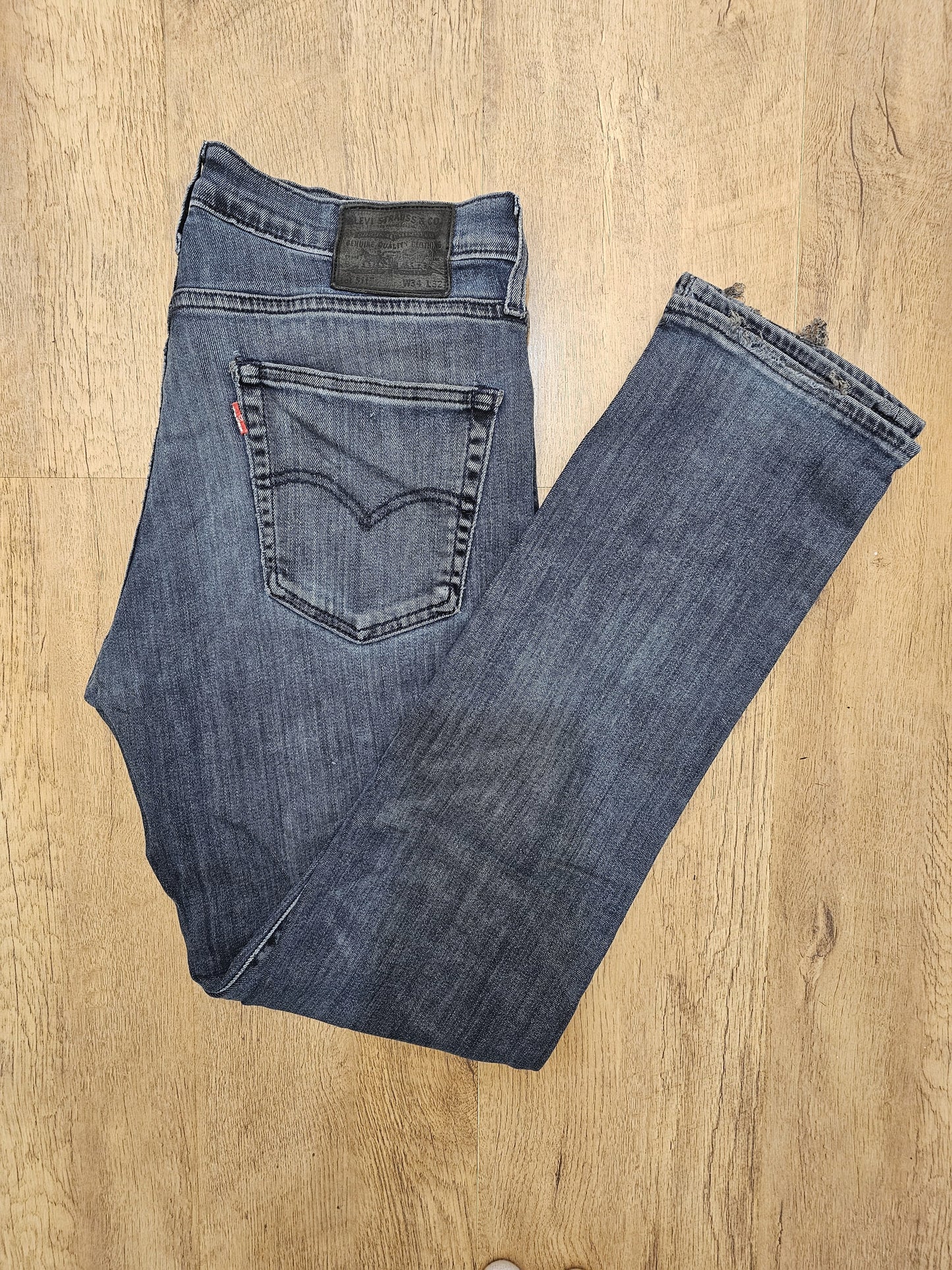 Levi's Blue Ripped Jeans 511 Slim Fit - W34/31L