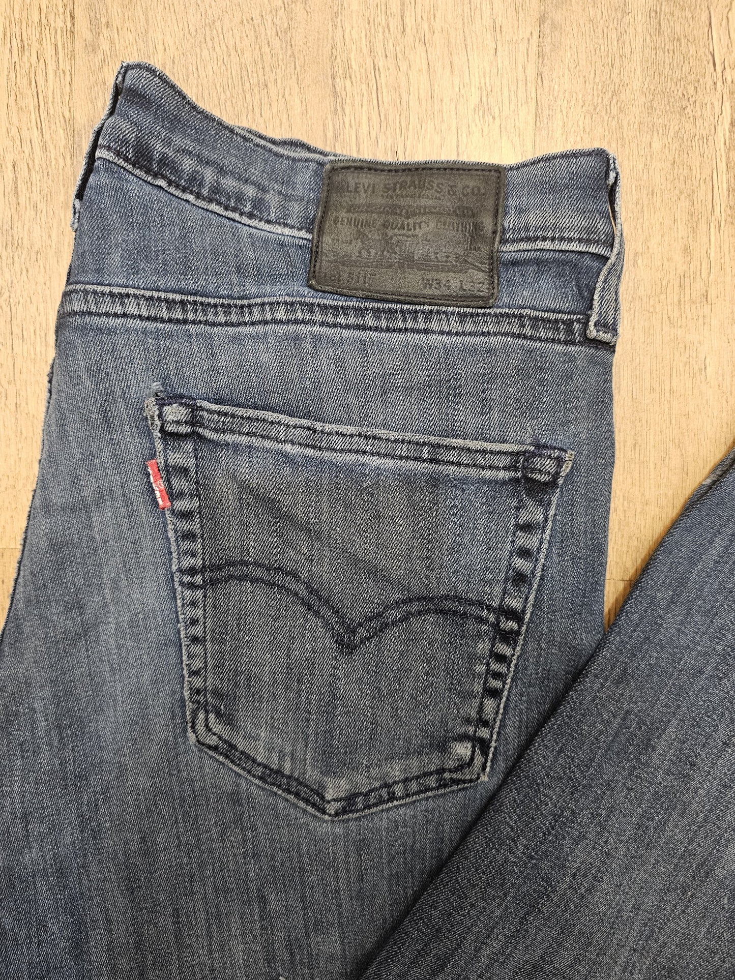 Levi's Blue Ripped Jeans 511 Slim Fit - W34/31L