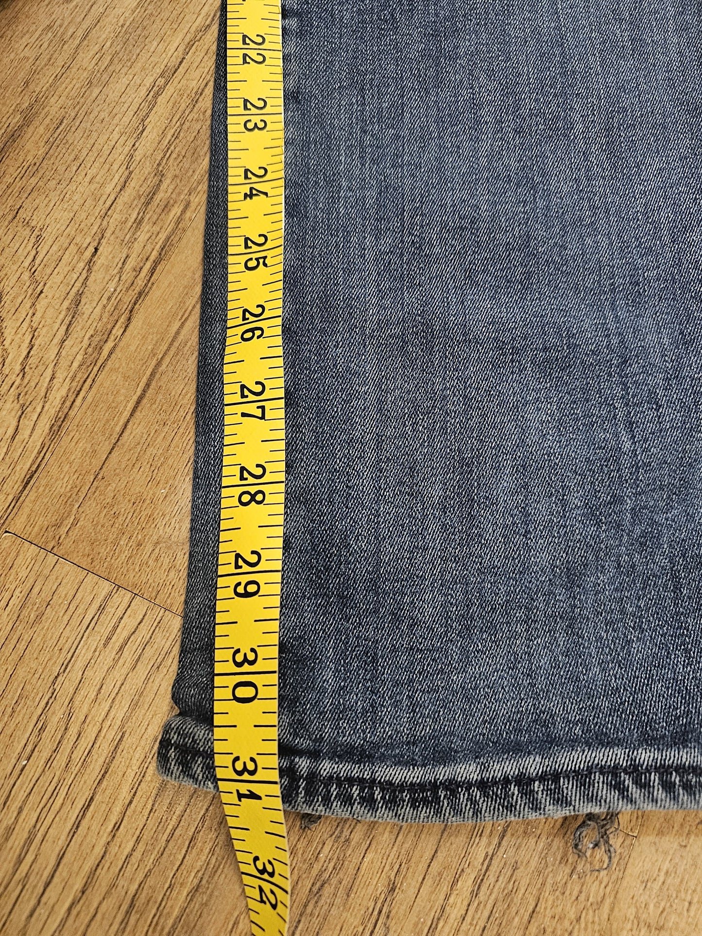 Levi's Blue Ripped Jeans 511 Slim Fit - W34/31L