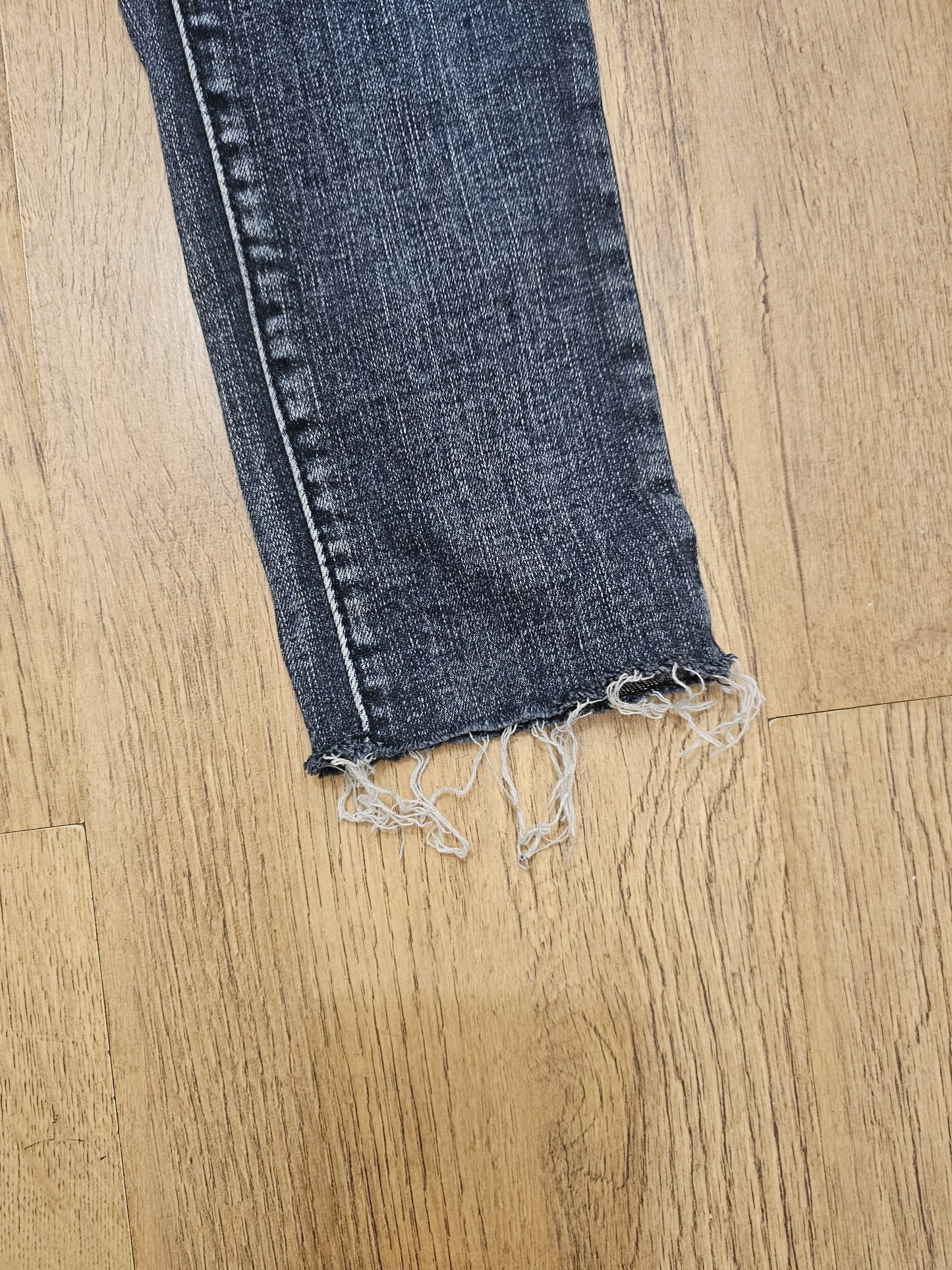 Levi's Women Blue Ripped Jeans 711 Skinny Fit - W24/27L (c. UK 6)