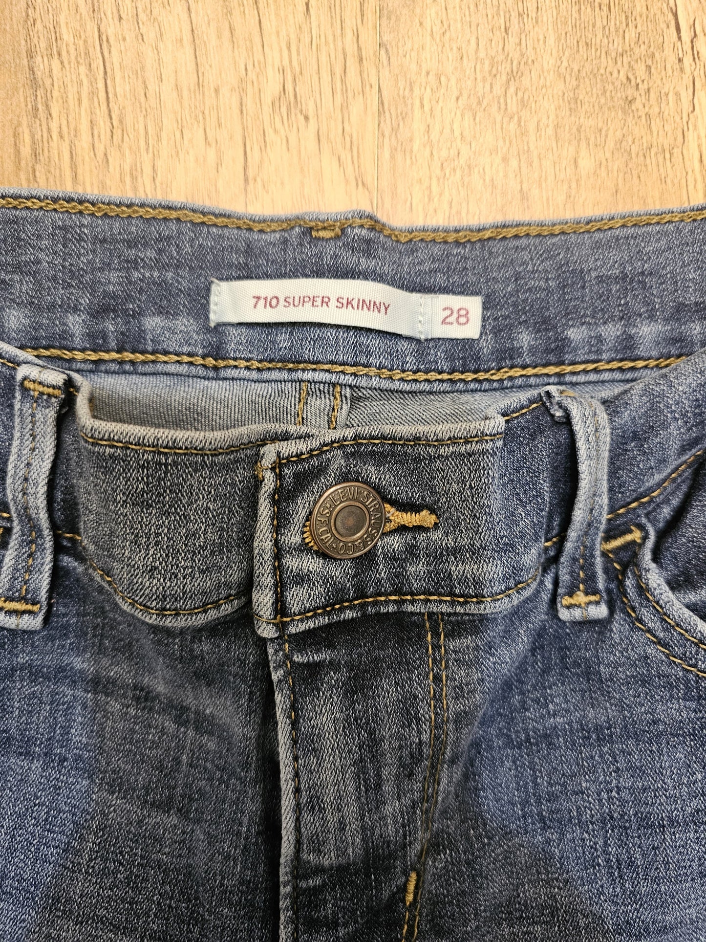 Levi's Womens Blue Mid Rise Jeans 710 Super Skinny - W27/29L (C. UK 8)