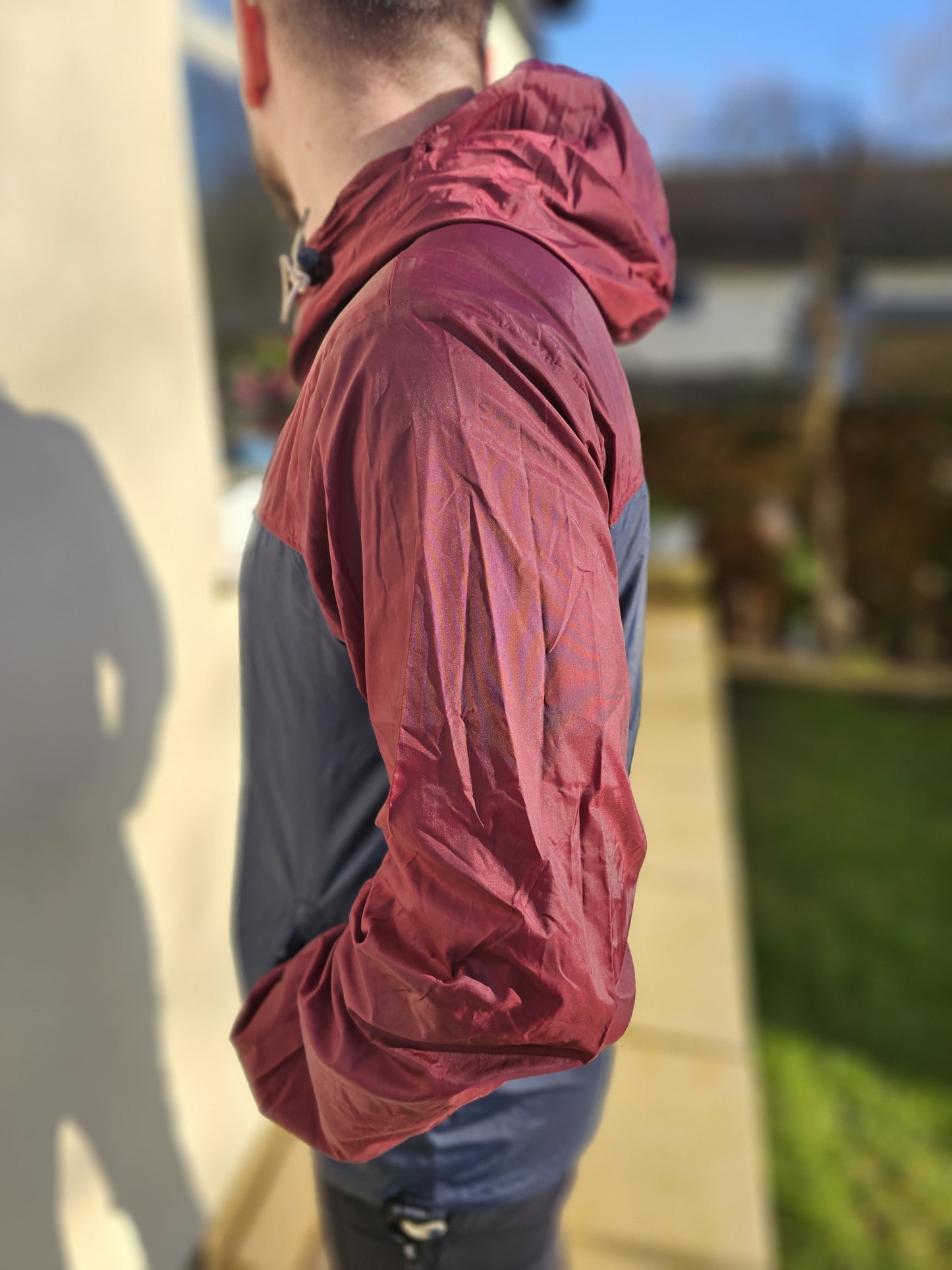 Awesome Obey Burgundy Windbreaker Rain Coat - L/Large