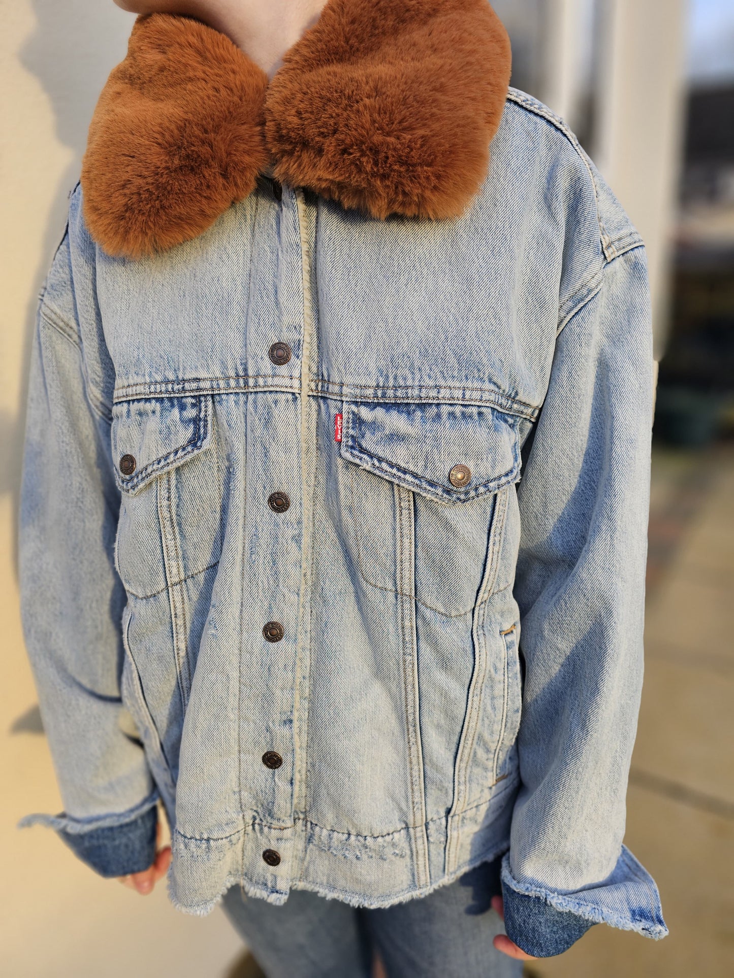 Vintage Levi's Sherpa Lined Denim Jacket - M/Medium - Unisex