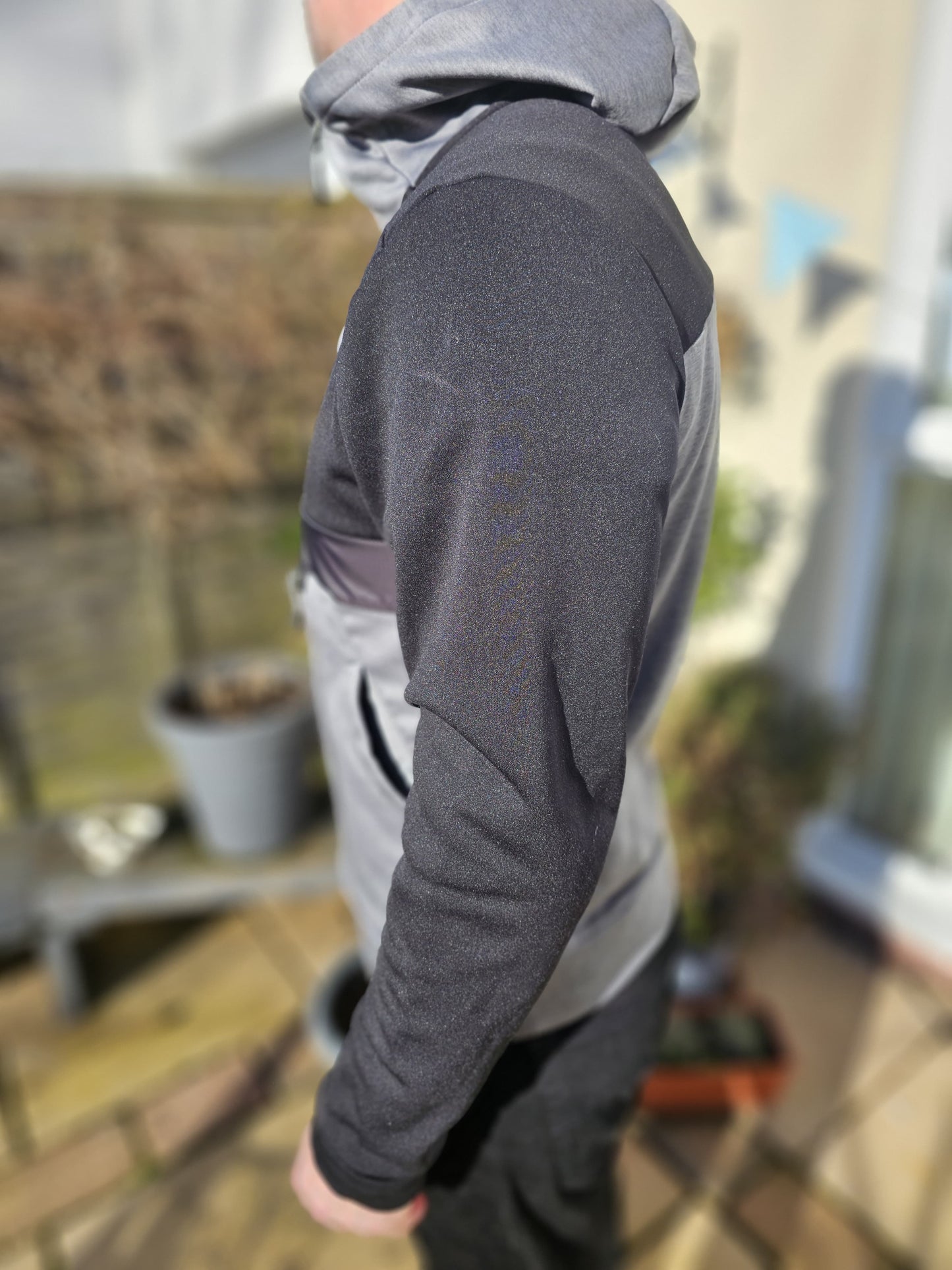 The North Face 1/4 Zip Mittelegi Hoodie - M/Medium