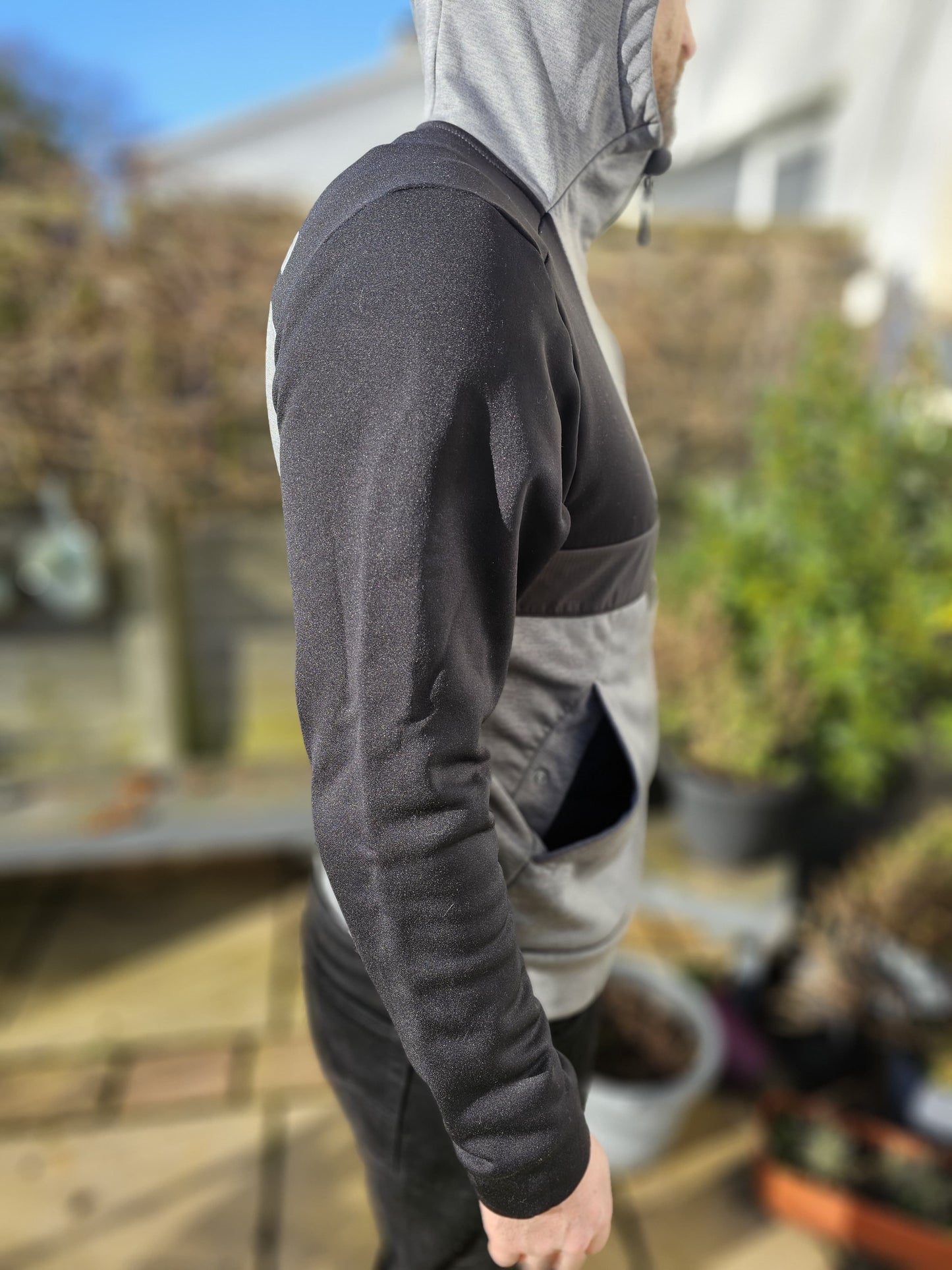 The North Face 1/4 Zip Mittelegi Hoodie - M/Medium
