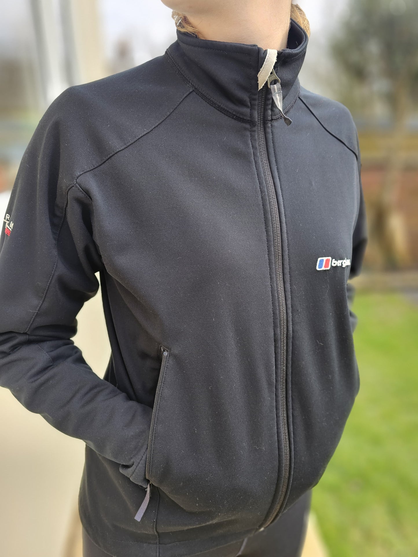 Berghaus Black Extrem Windstopper Soft Shell Style Full Zip Hiking Jacket - 10/M/Medium