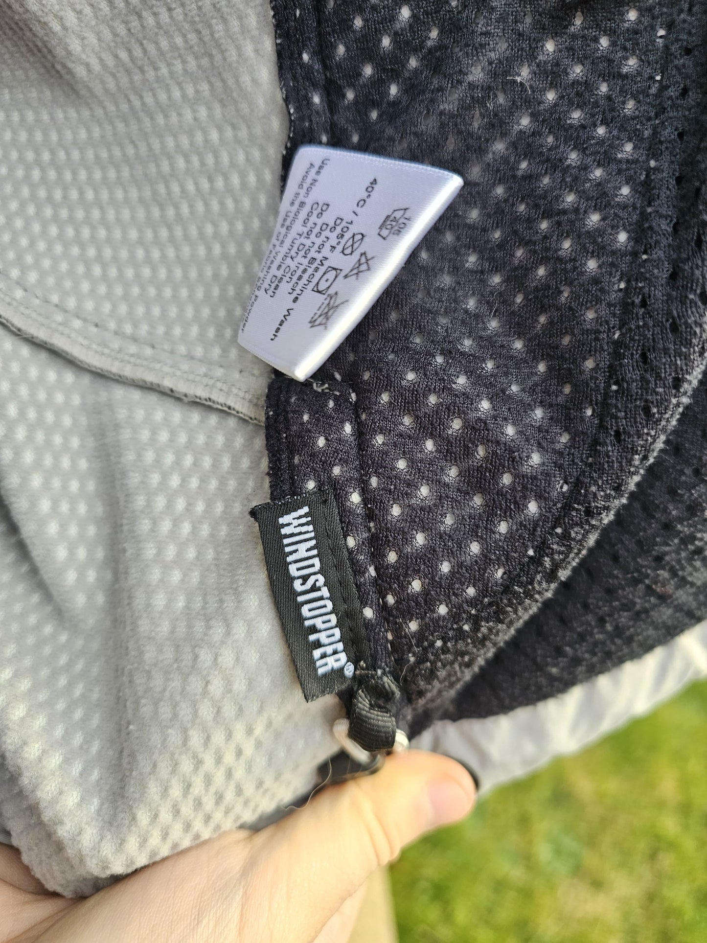 Berghaus Black Extrem Windstopper Soft Shell Style Full Zip Hiking Jacket - 10/M/Medium