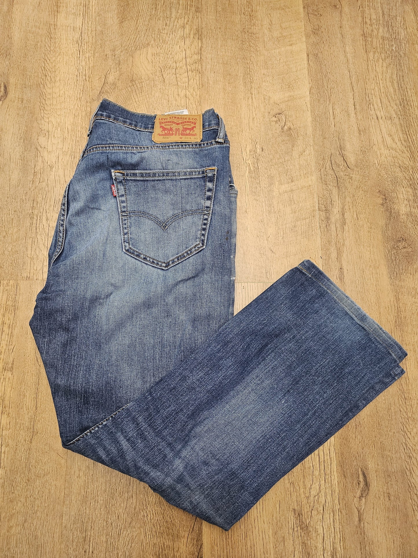Levi's Blue Ripped Jeans 504 Straight Fit - W35/28L