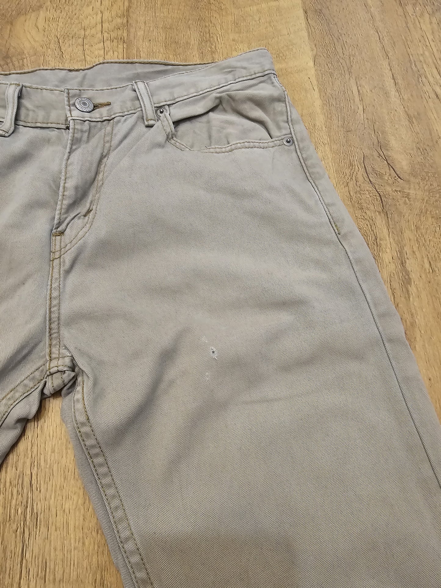 Levi's White Tabs Beige Jeans 508 Regular Taper Fit - W30/28L