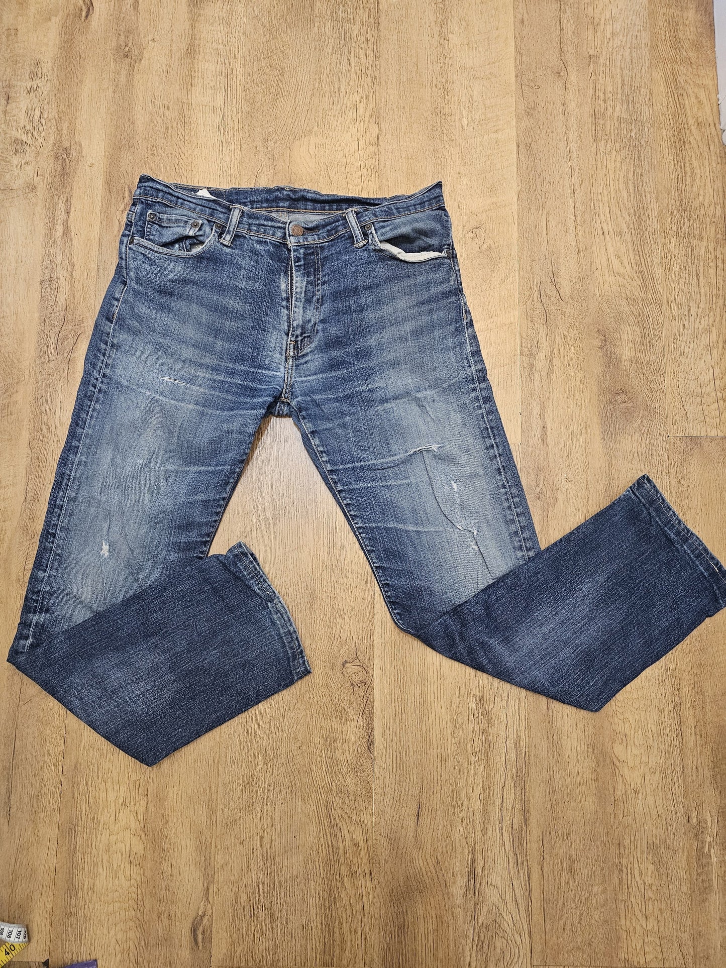 Levi's Blue Jeans 504 Straight Fit - W33/30L