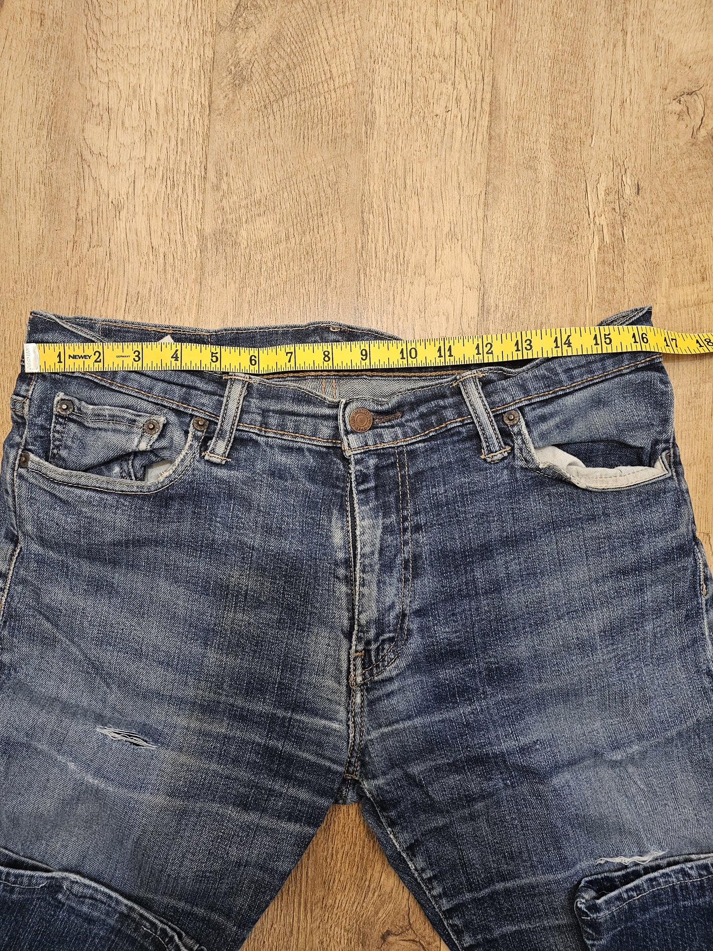 Levi's Blue Jeans 504 Straight Fit - W33/30L