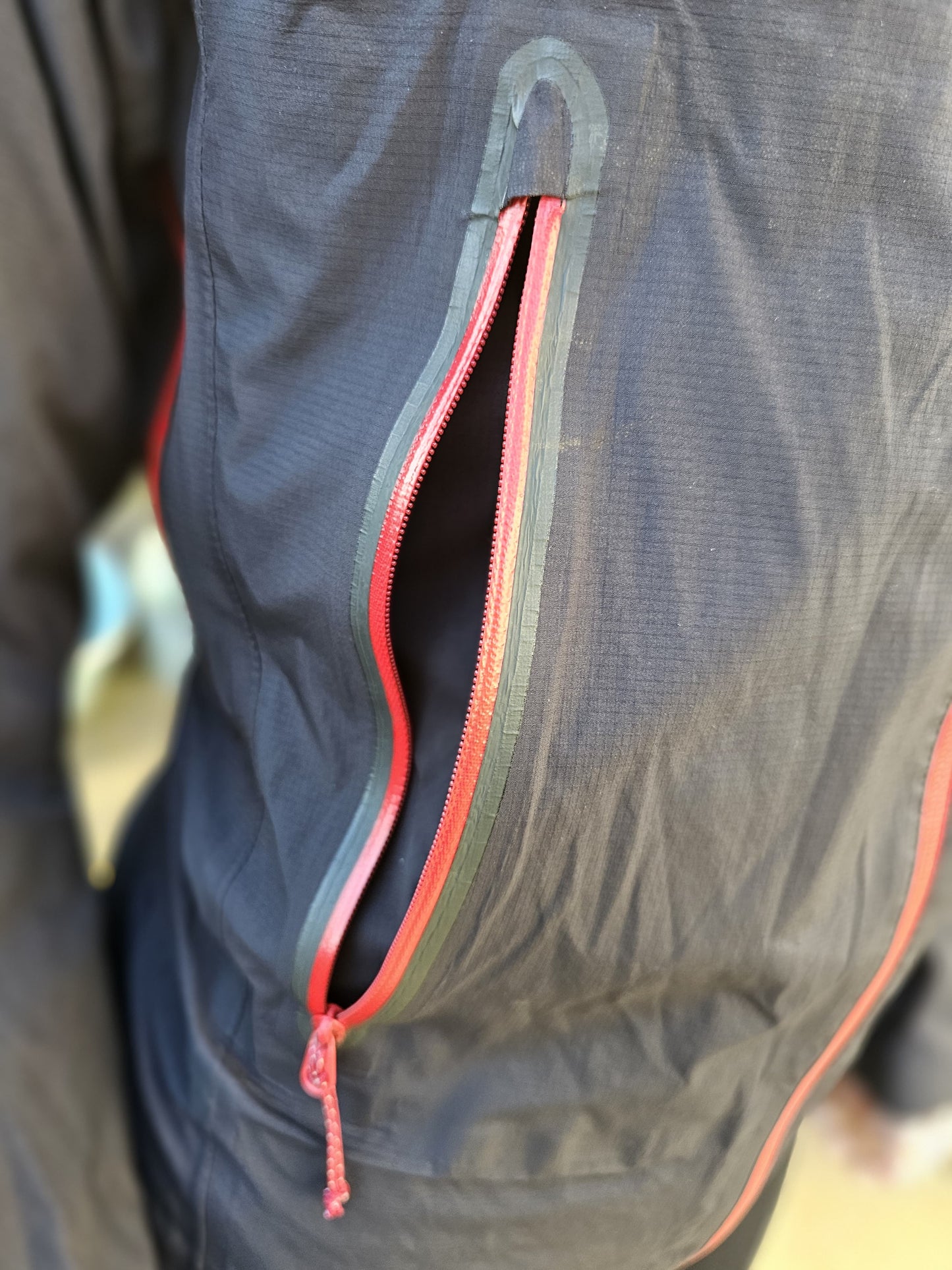 Mountain Equipment Hard Shell Gore-Tex Jacket Full Zip Peaked Jacket - Small/10