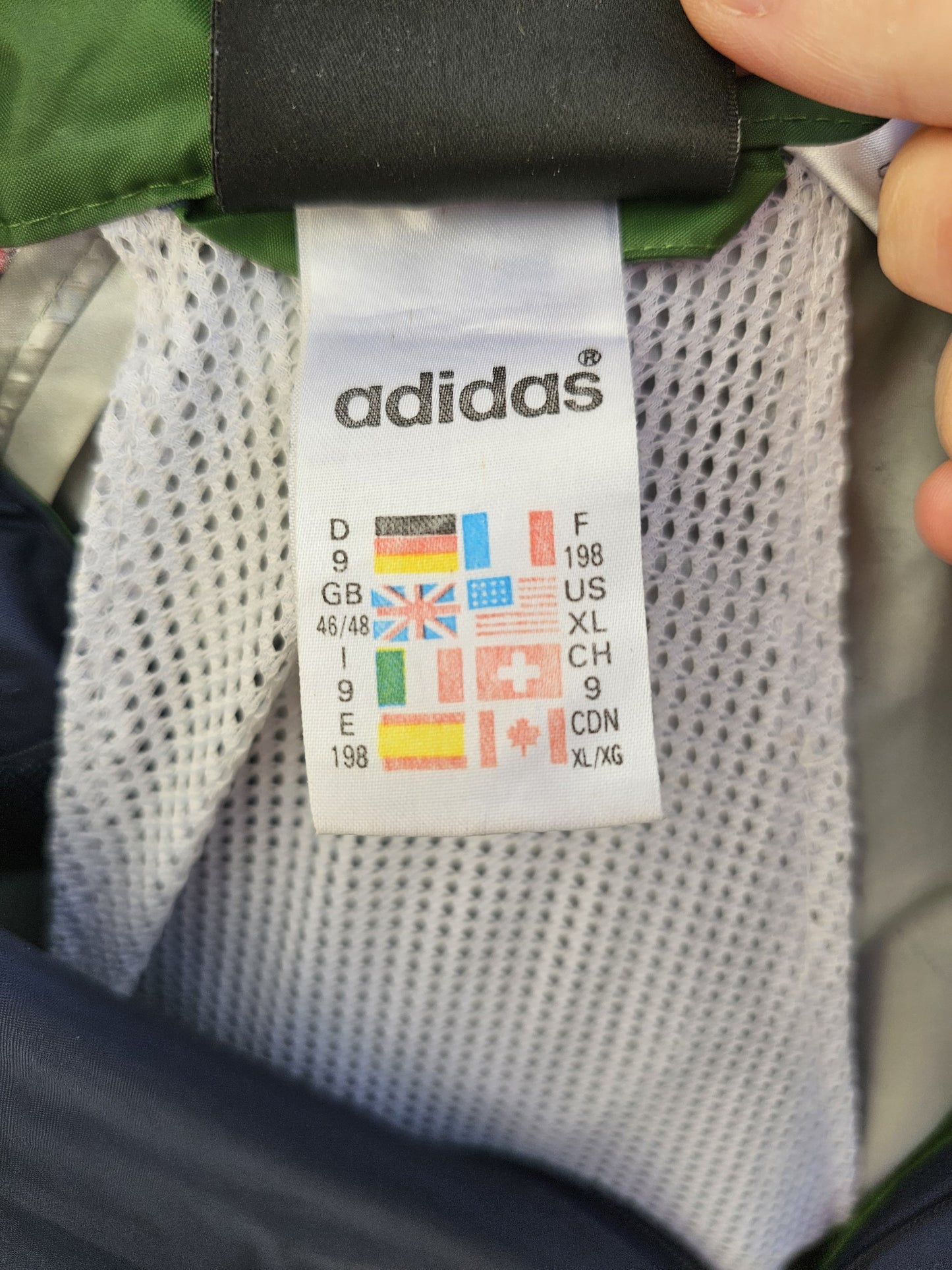 Vintage Adidas Windbreaker Jacket Packable Bum Bag 90s 46/48 XL**