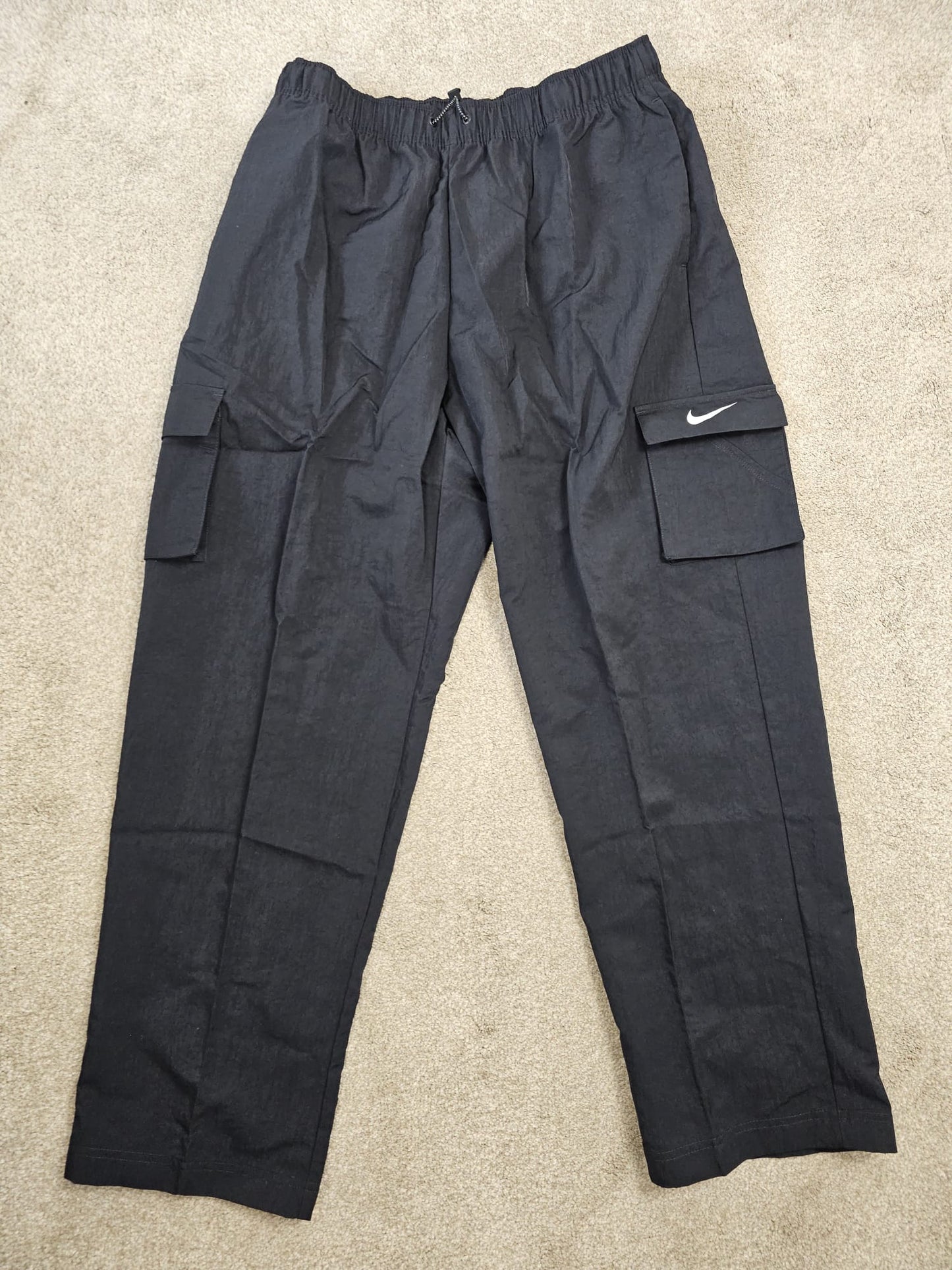 Nike Womens Black High-Rise Woven Cargo Pants/Trousers - M/Medium / 12-14