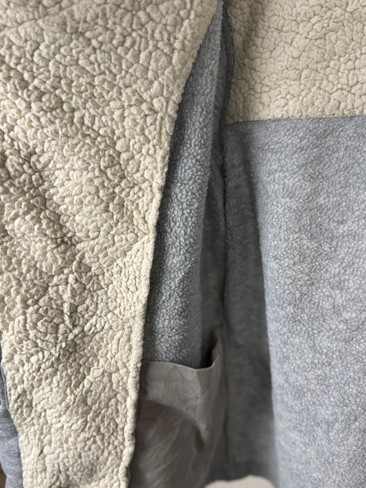 Columbia Womens Asymmetric Snap Button Sherpa Fleece Lined Jacket - M/Medium