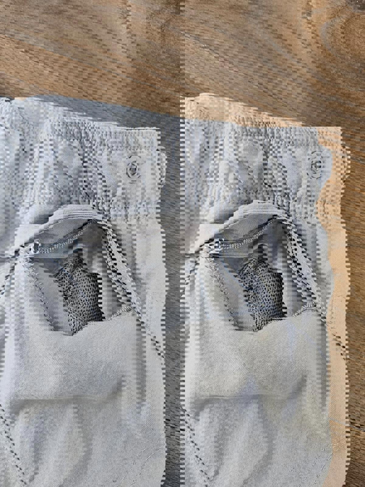 Nike Air Mens Vintage Y2K Silver Tag Long Cargo Style Shorts - XL/Extra Large