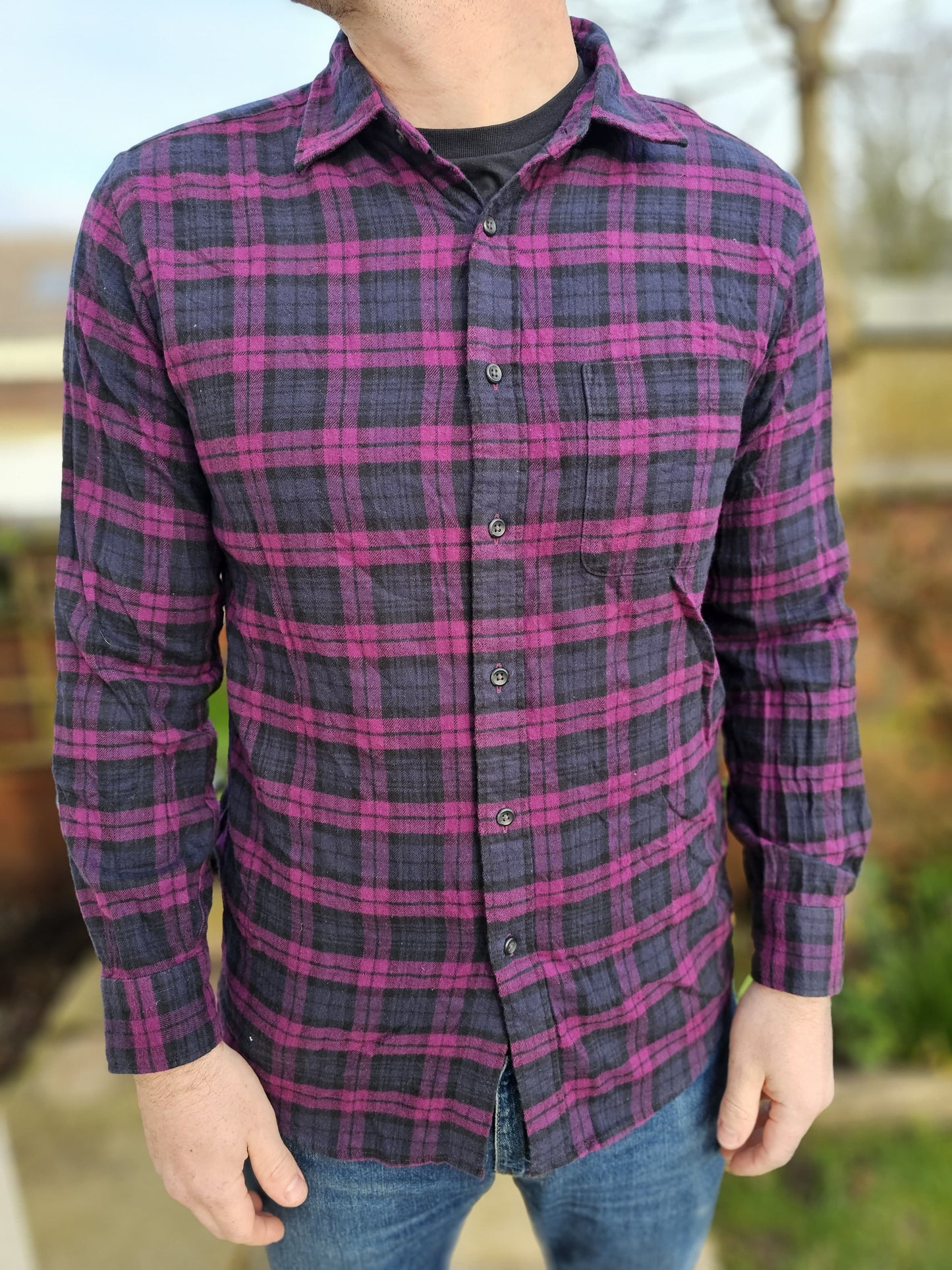 Mens Uniqlo Purple Checked Long Sleeve Button Up Shirt - L/Large