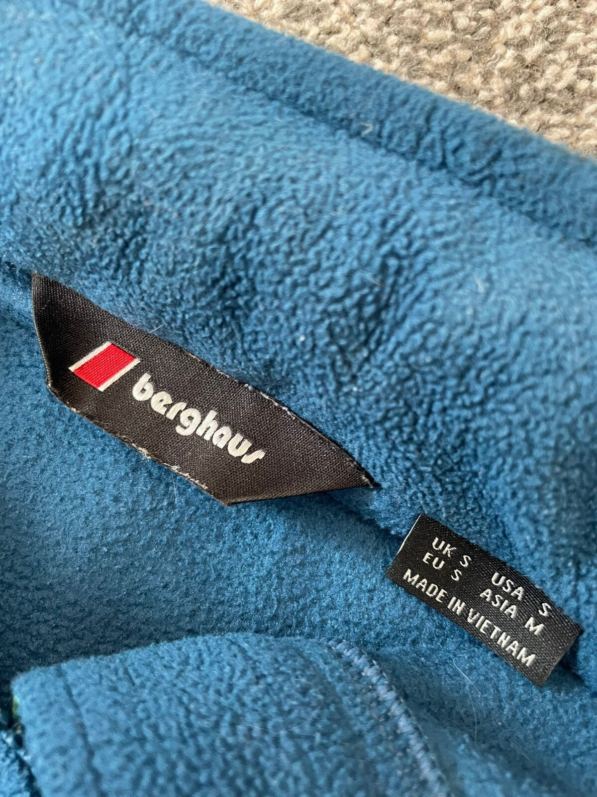 Berghaus Full Zip Ascent 91 Fleece Jacket Rollaway Hood - S/Small - Unisex