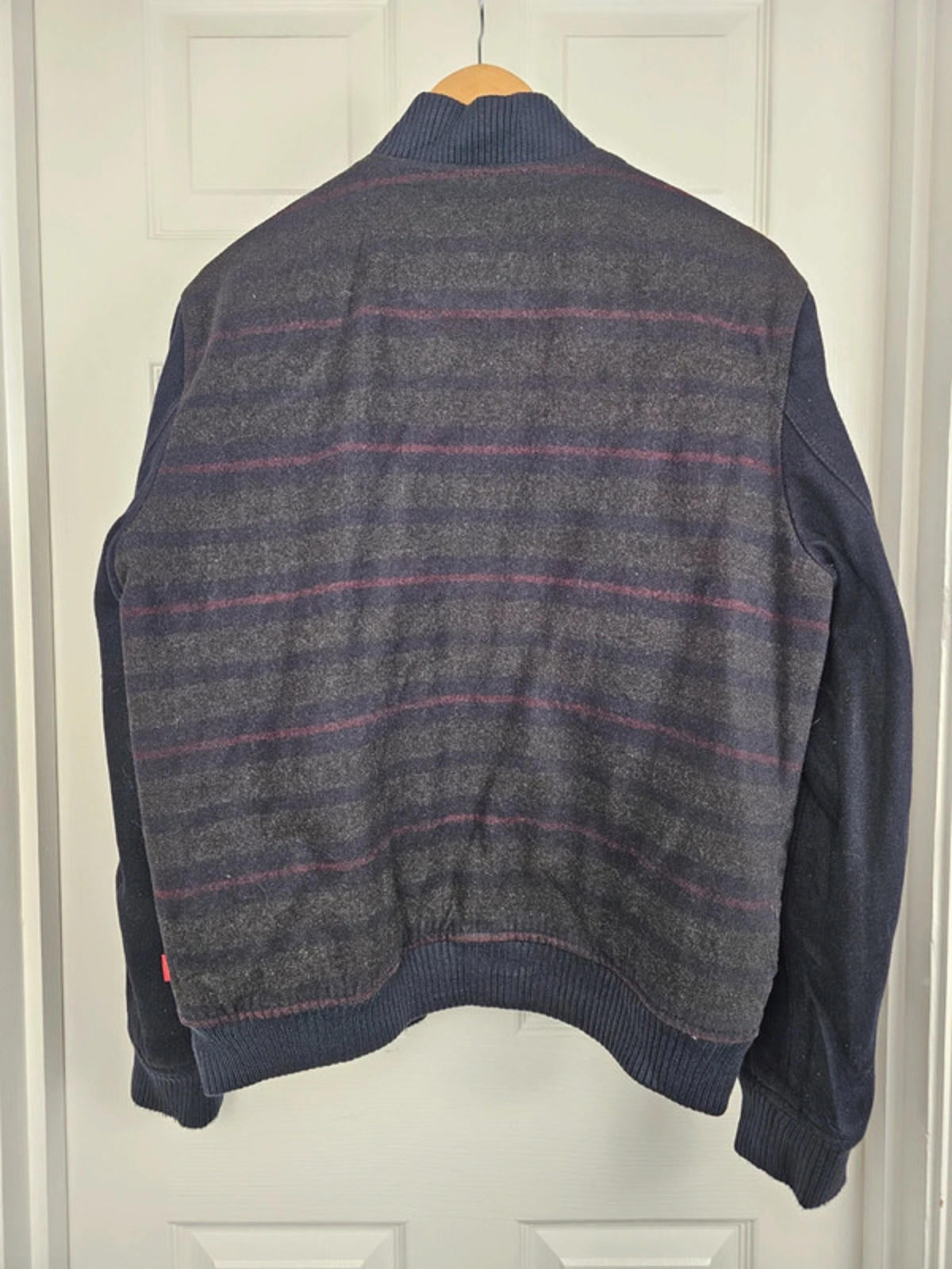 Levis Mens Heavy Weight Wool Blend Full Zip Bomber Jacket - M/Medium.