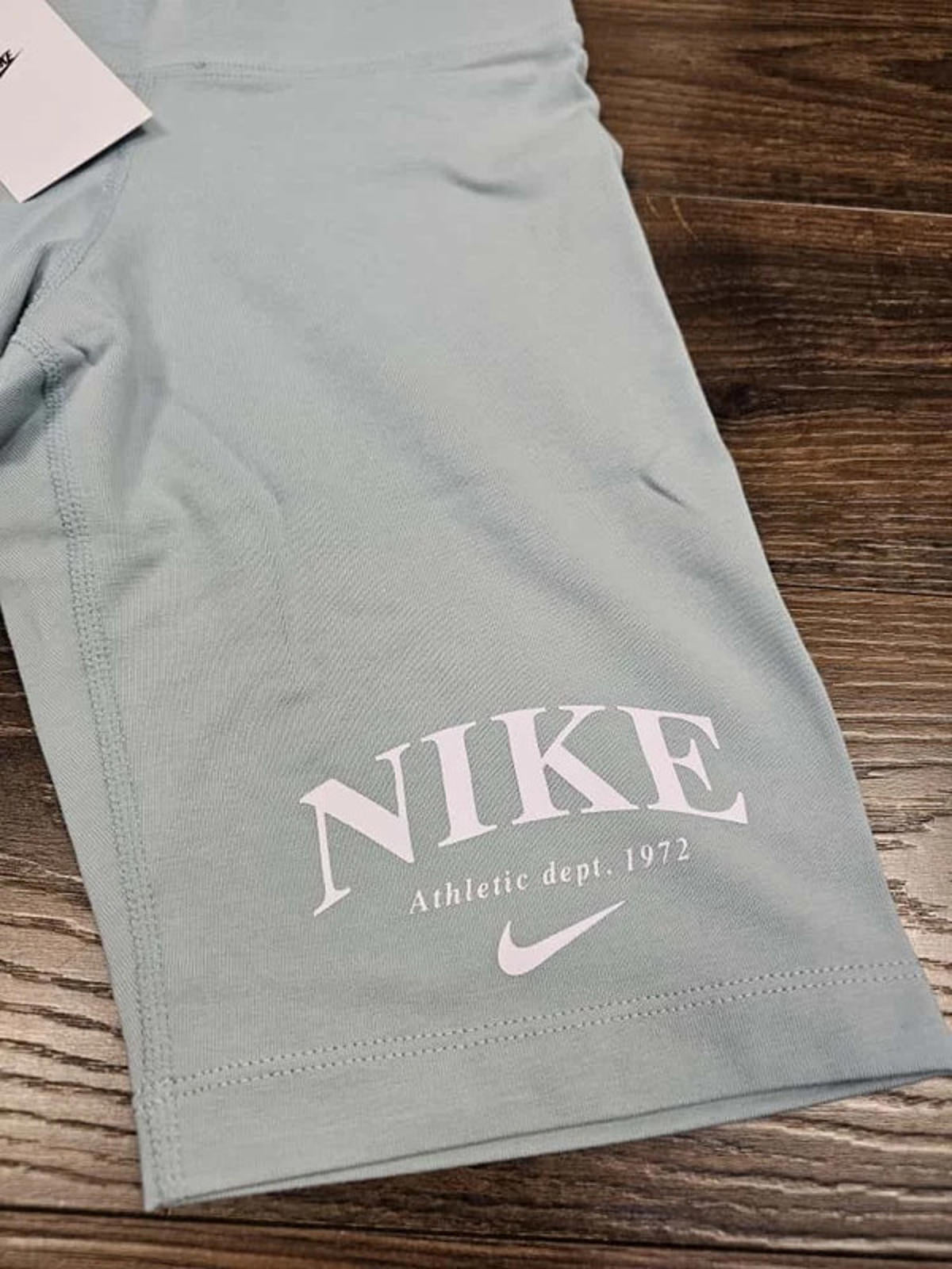 Nike Retro Legging Shorts - S/Small - Cave Ocean Blue - Sports