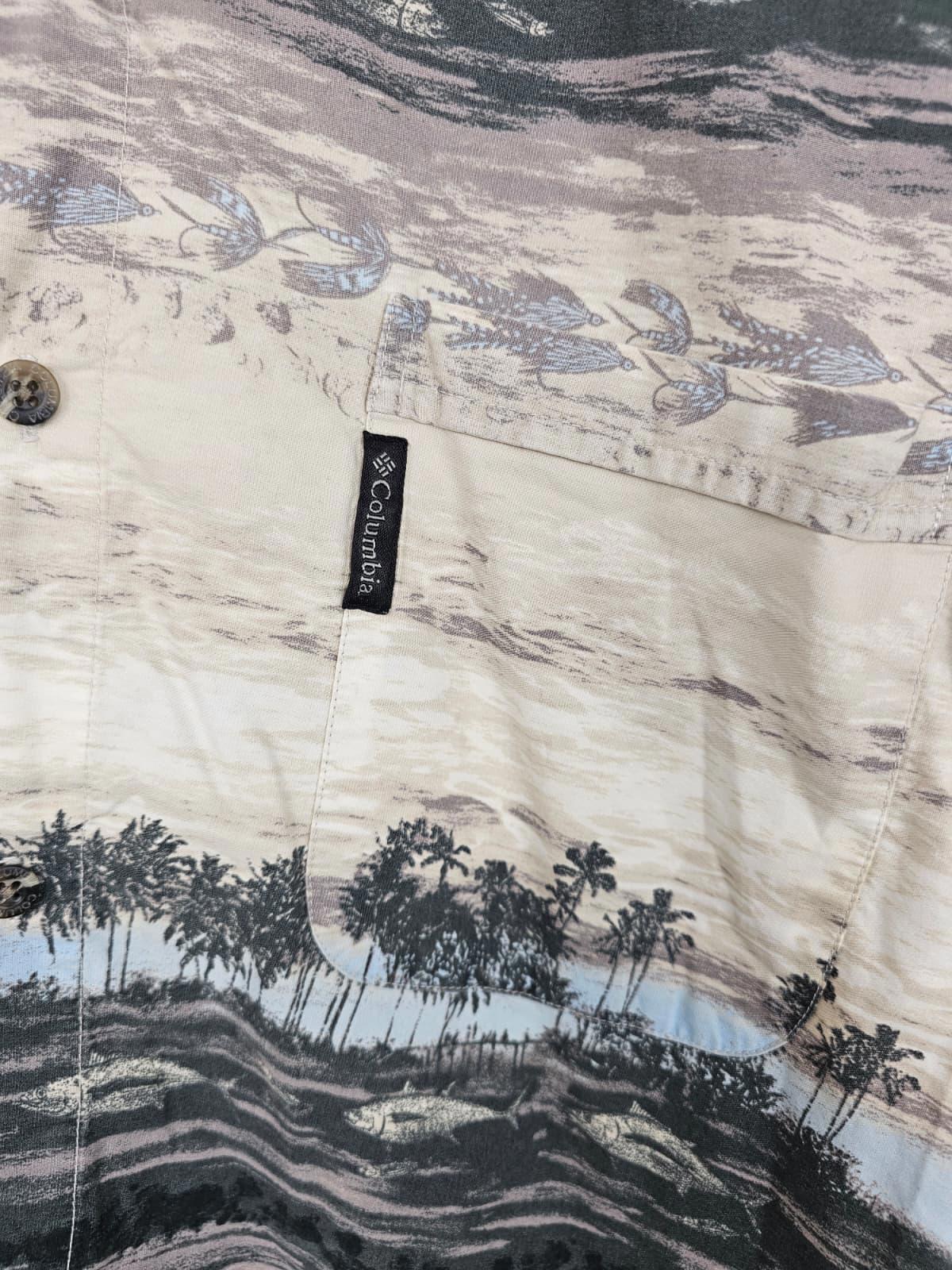 Columbia Mens Short Sleeve Button Up Fishing Print Shirt - XL/Extra Large